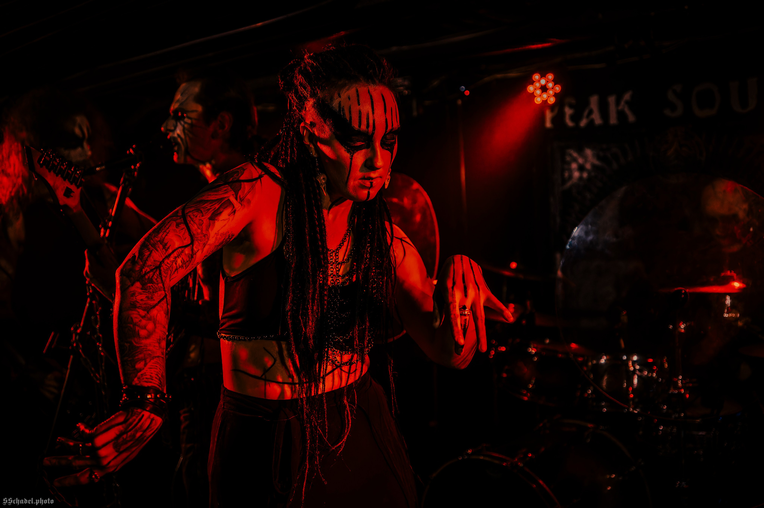 Frostlagte Måne 18.10.25. We will make everything metal!