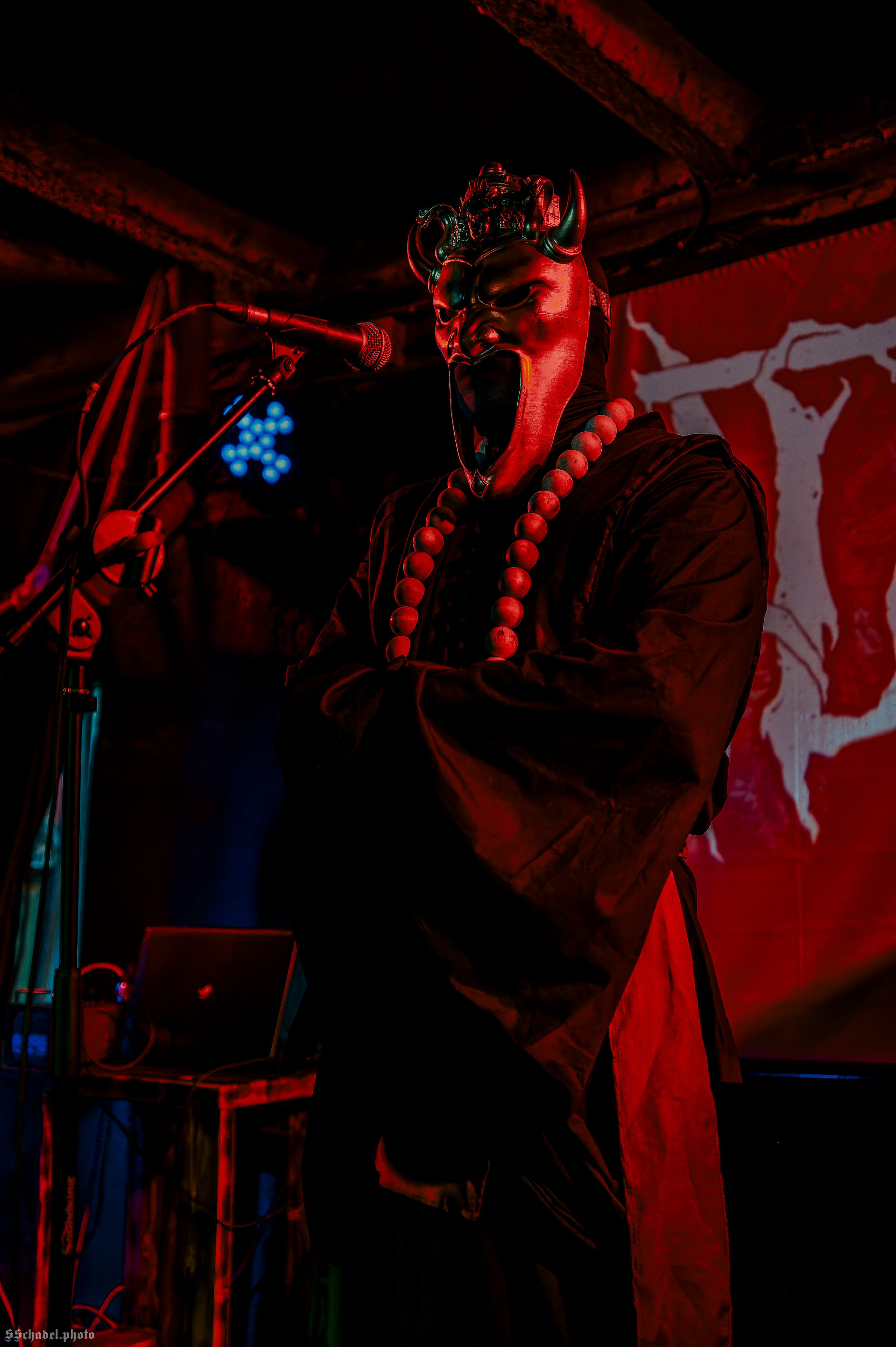 ILLA 21.06.26. We will make everything metal!