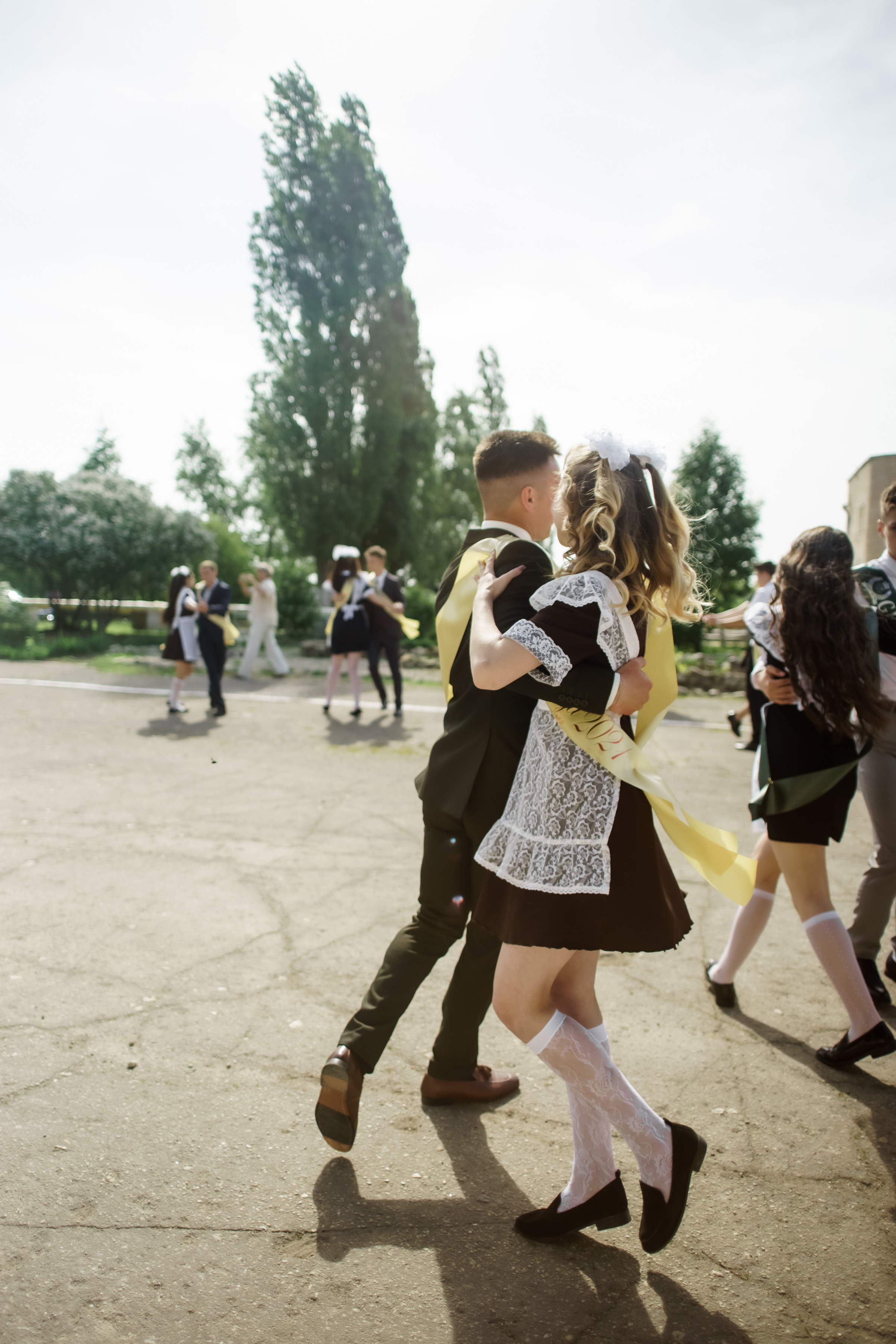 Последний звонок 11 кл. Ольга Плаксина фотограф в Саратове