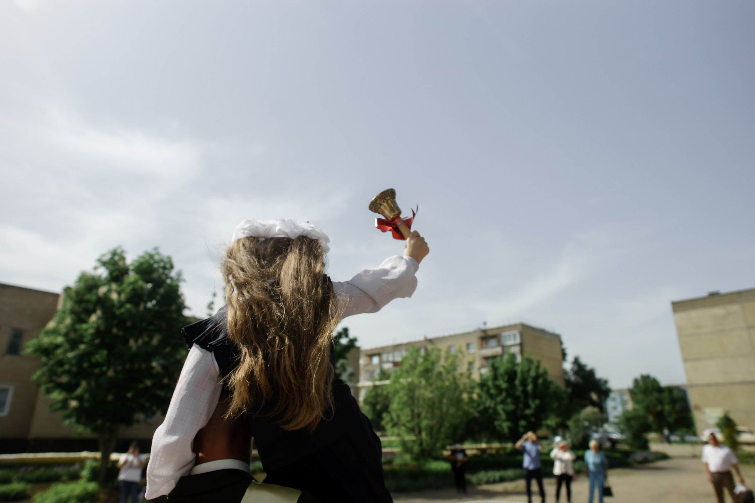 Последний звонок 11 кл. Ольга Плаксина фотограф в Саратове