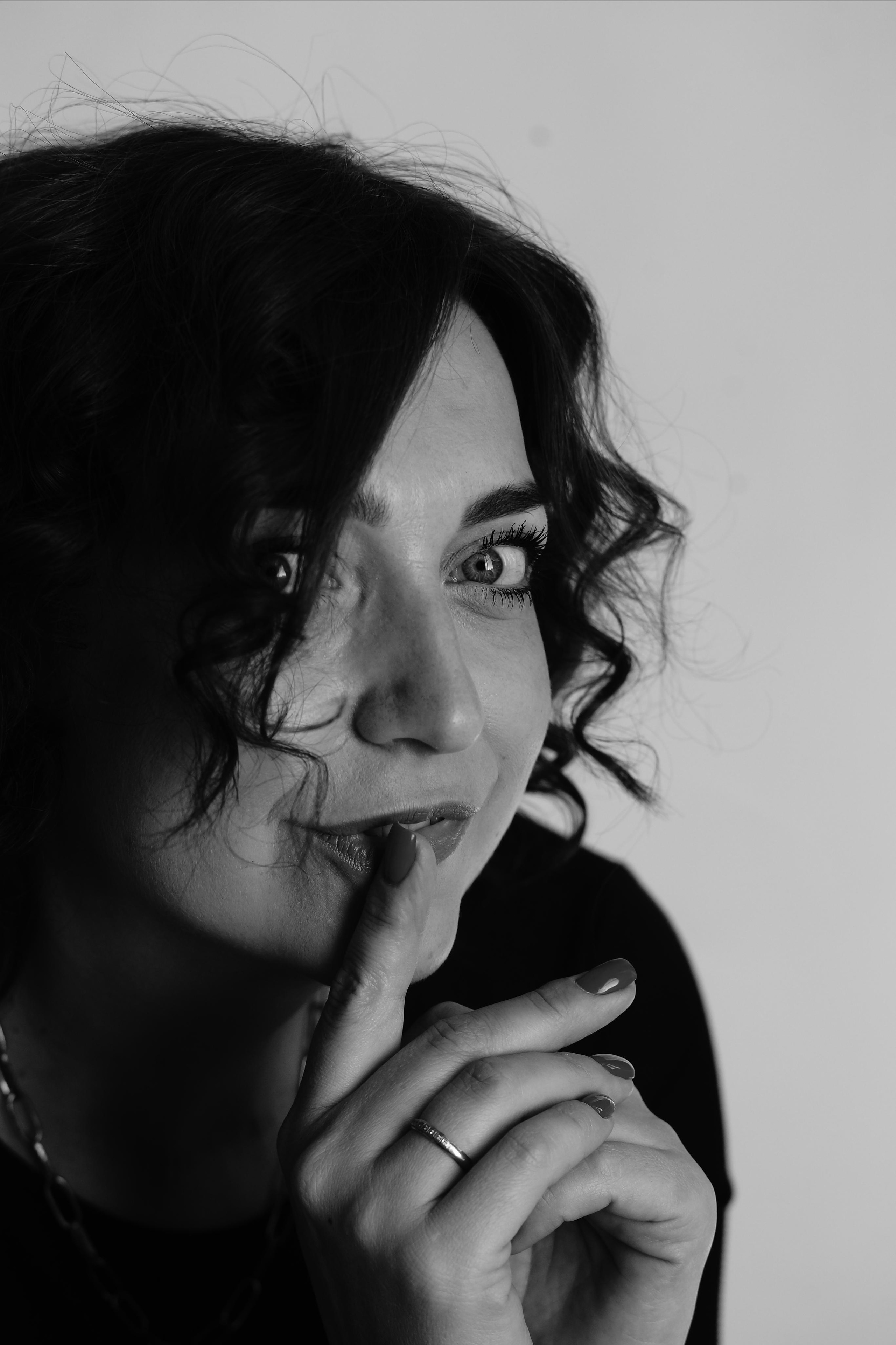 Черно блый портрет. Ольга Плаксина фотограф в Саратове