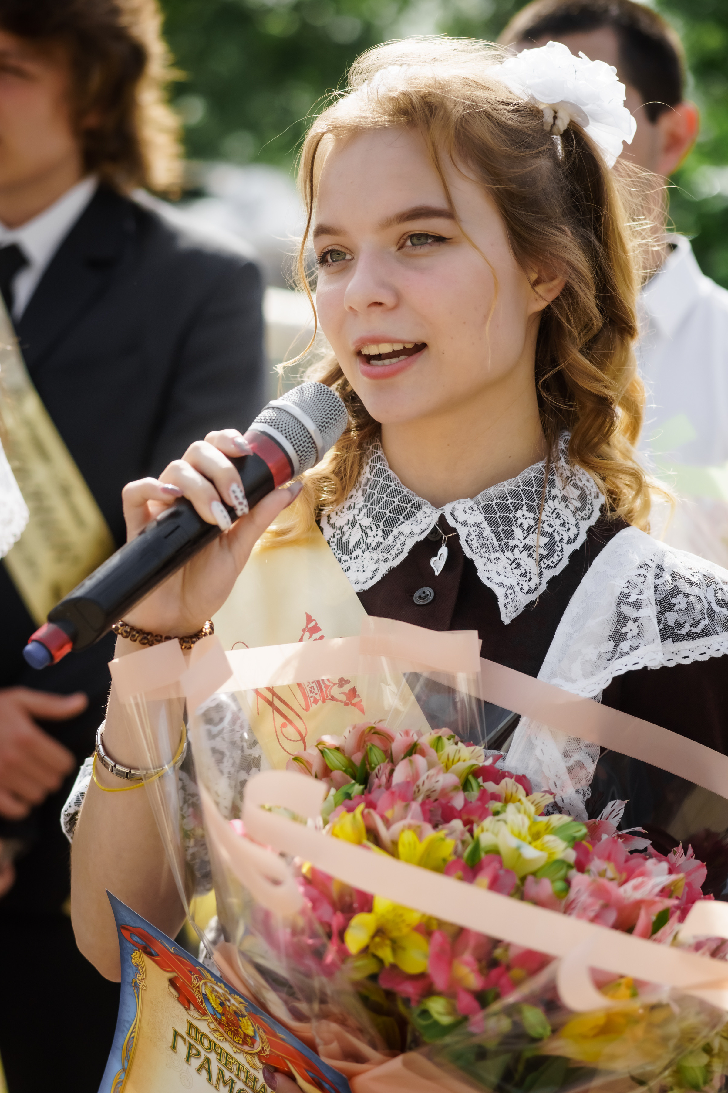 Последний звонок 11 кл. Ольга Плаксина фотограф в Саратове