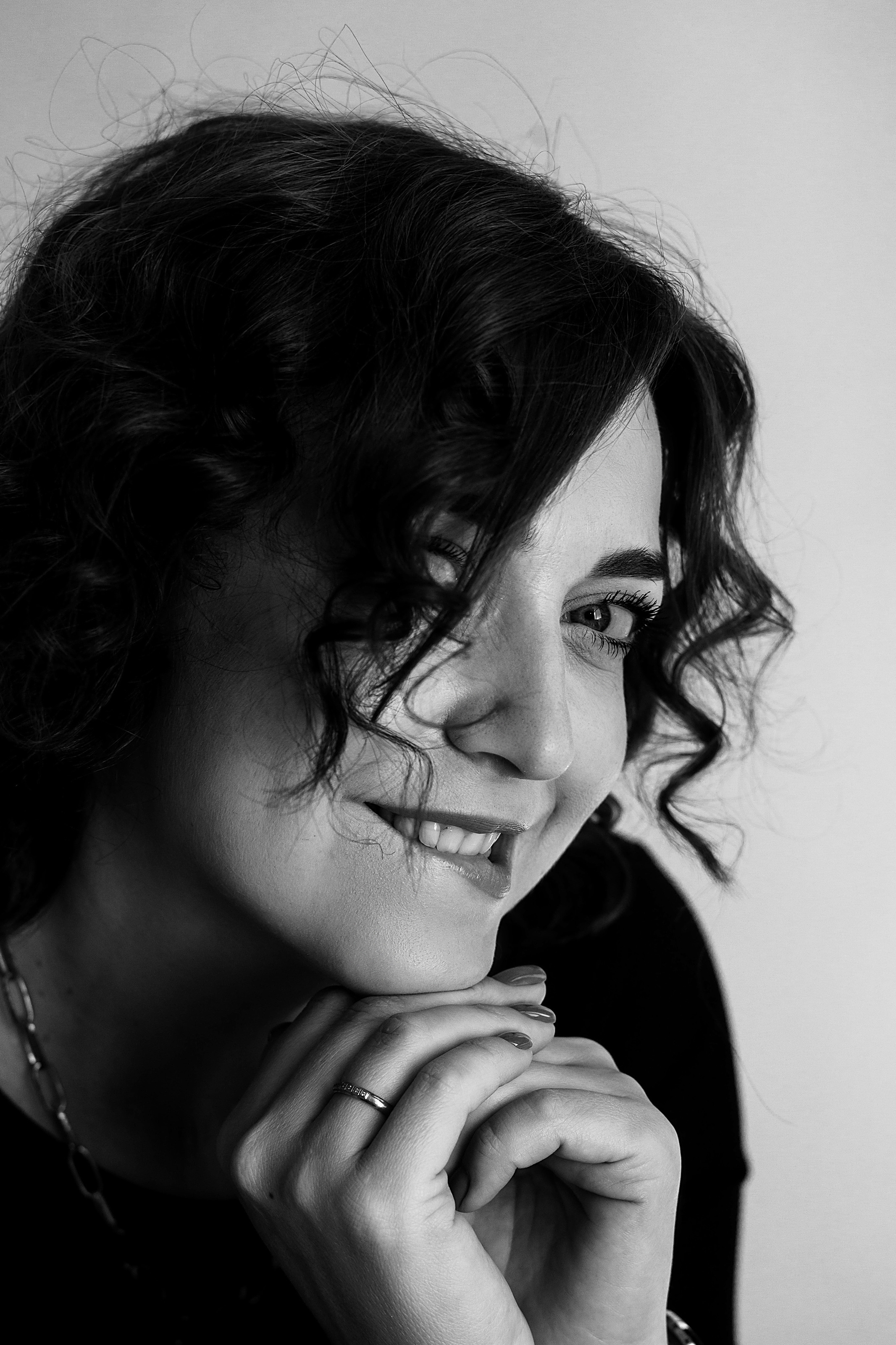 Черно блый портрет. Ольга Плаксина фотограф в Саратове