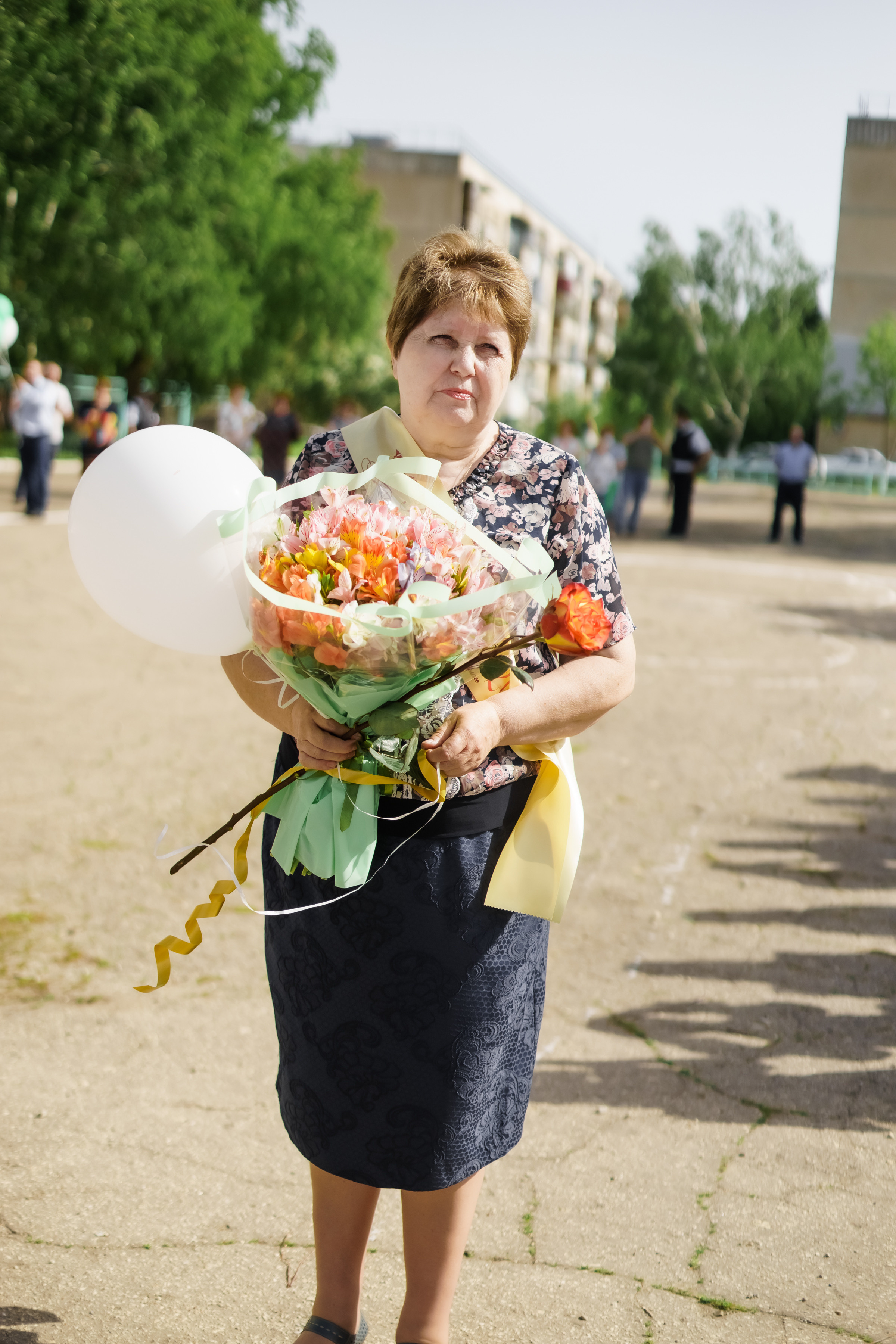 Последний звонок 11 кл. Ольга Плаксина фотограф в Саратове