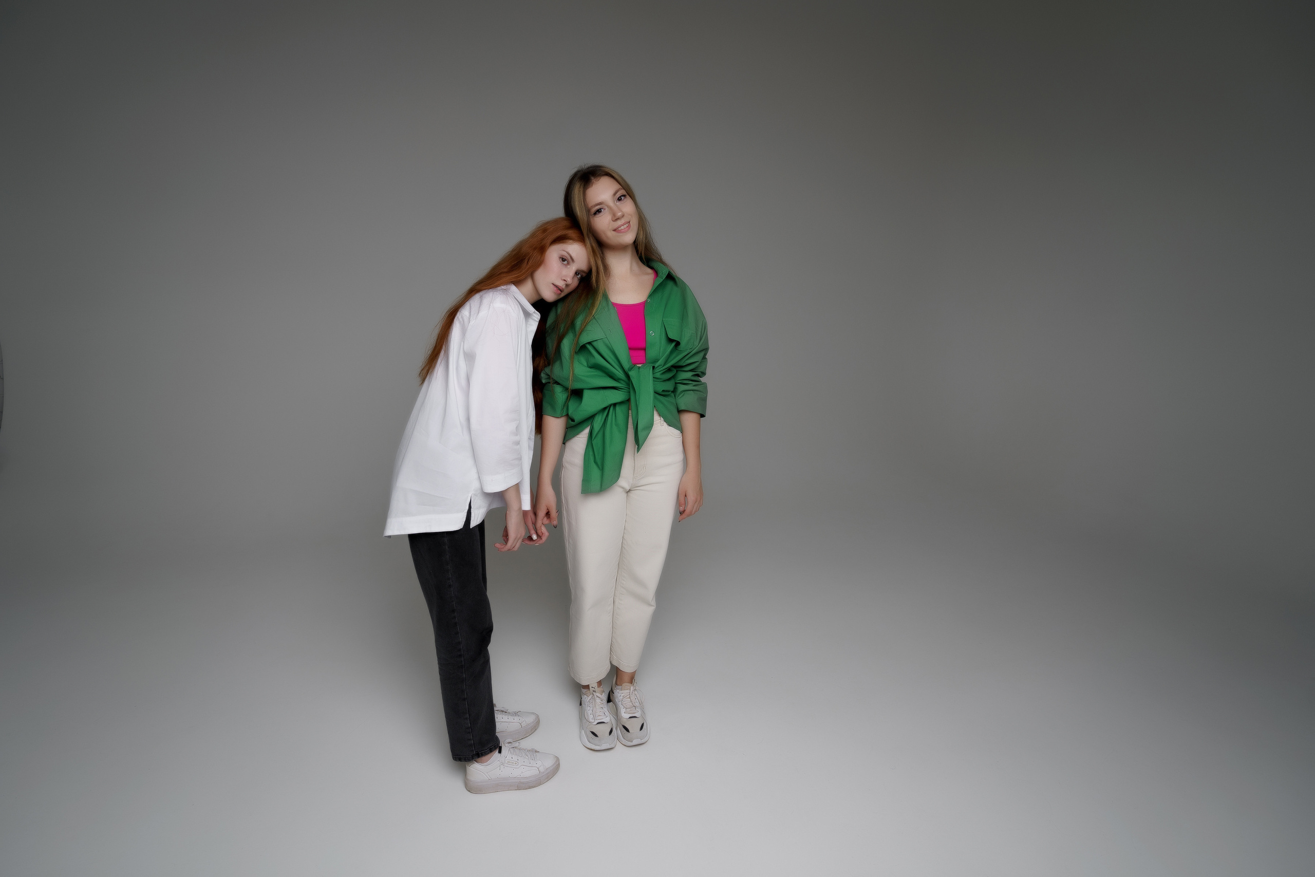 Девчонки в студии. Ольга Плаксина фотограф в Саратове