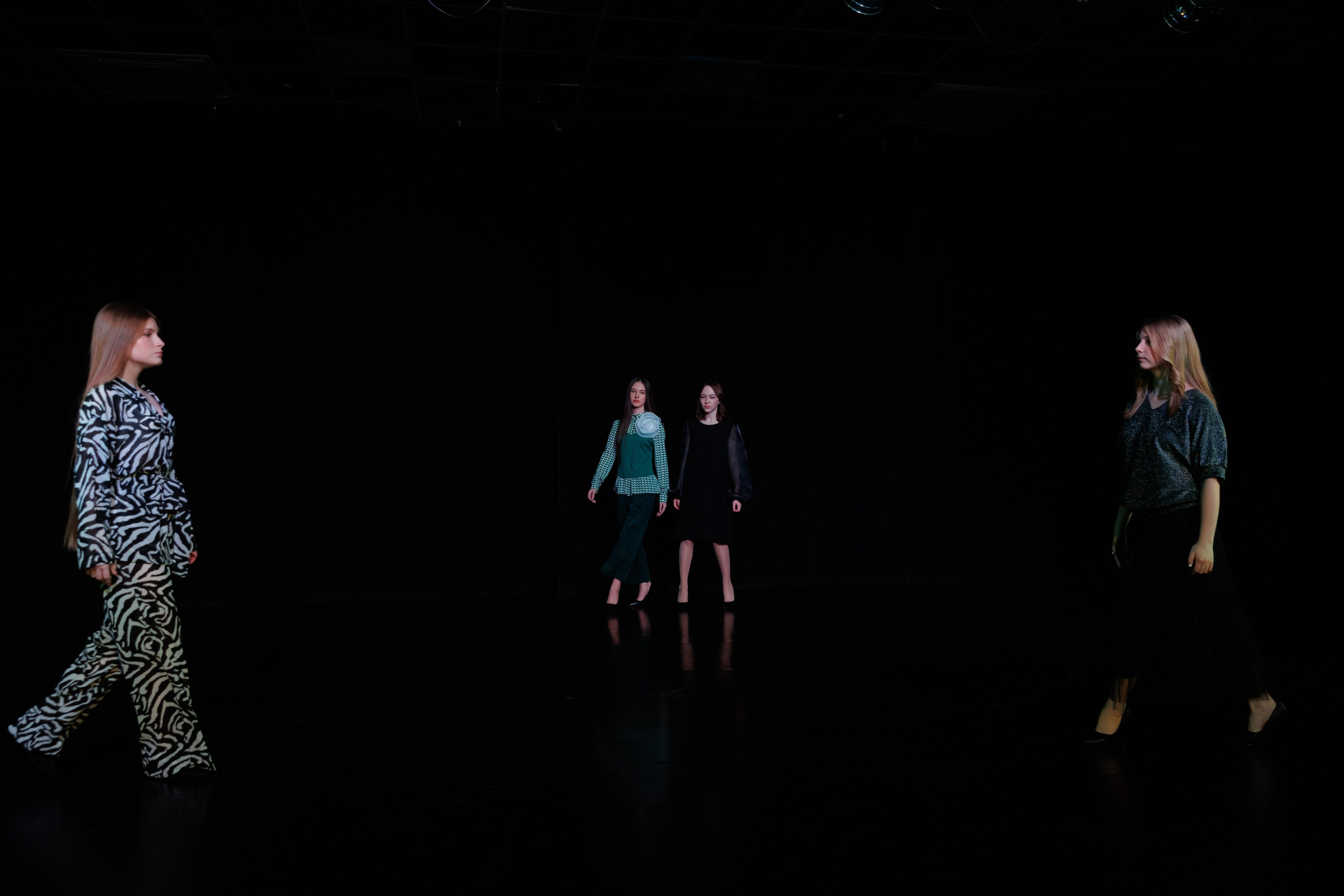 Показ коллекций Новосибирских дизайнеров для Fly Production. Фотограф Новосибирск — Наталья Гресь