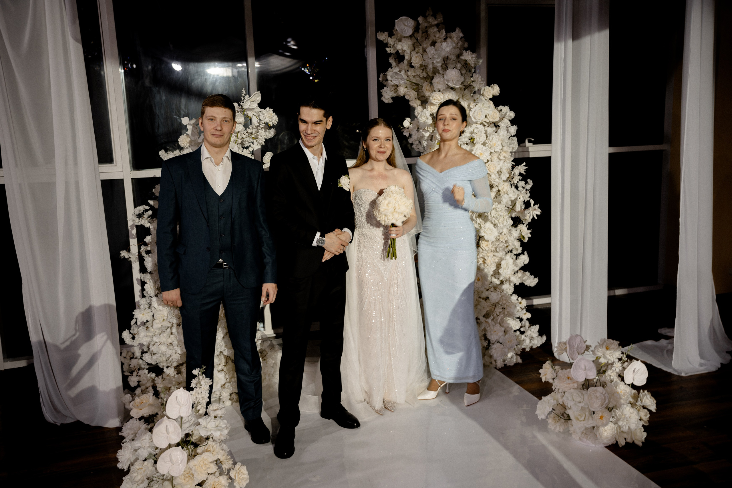 СВАДЕБНАЯ СЬЕМКА СБОРОВ В ОТЕЛЕ И ВЫЕЗД НА ЦЕРЕМОНИЮ (СНЯТО В СИБИРЕ В НИЖНЕВАРТОВСКЕ). Профессиональный фотограф, Санкт-Петербург — Виктория Богомолова