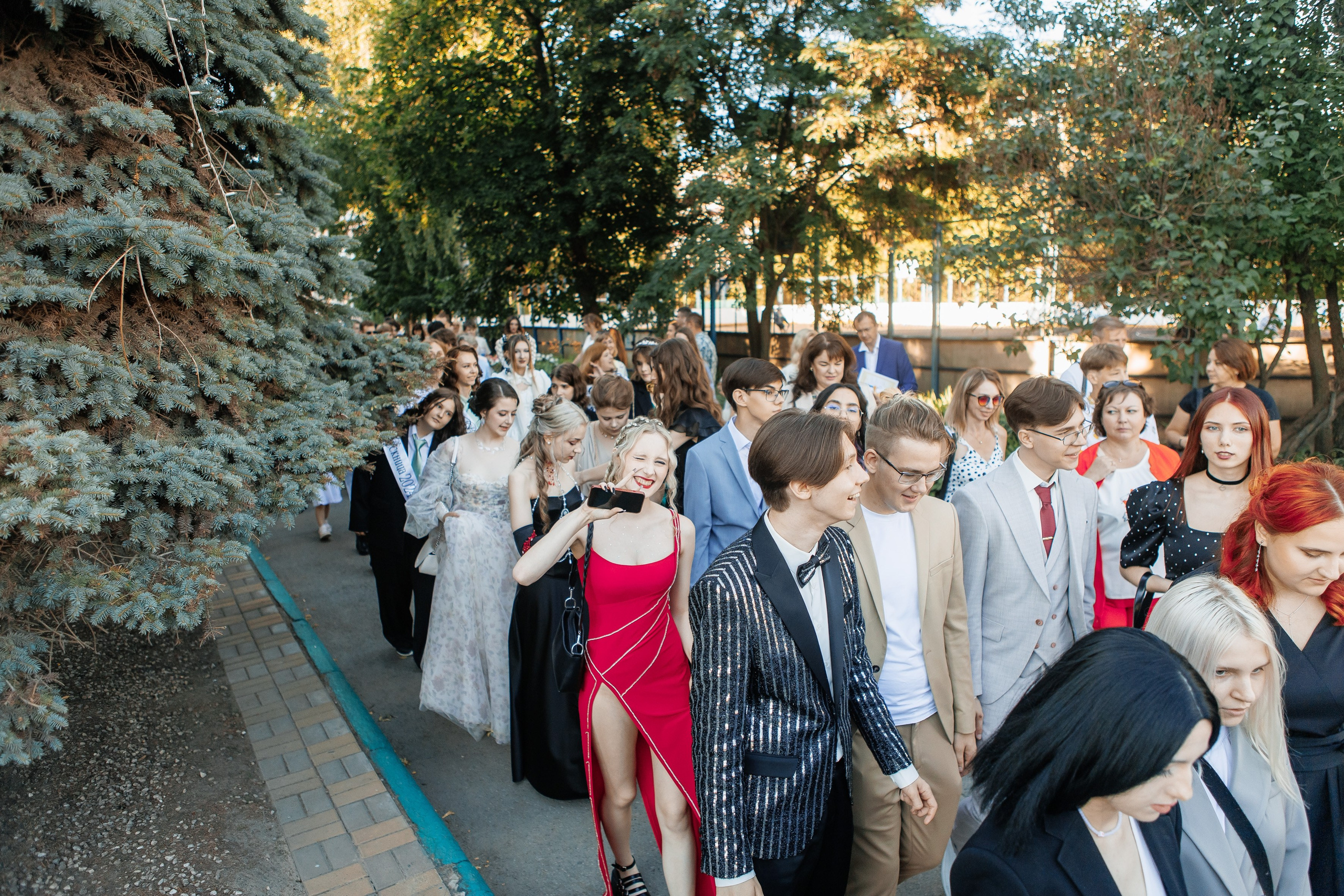 Выпускной Гимназия 12 2024 г. Свадебный и портретный Фотограф в Липецке Дмитрий Котюков