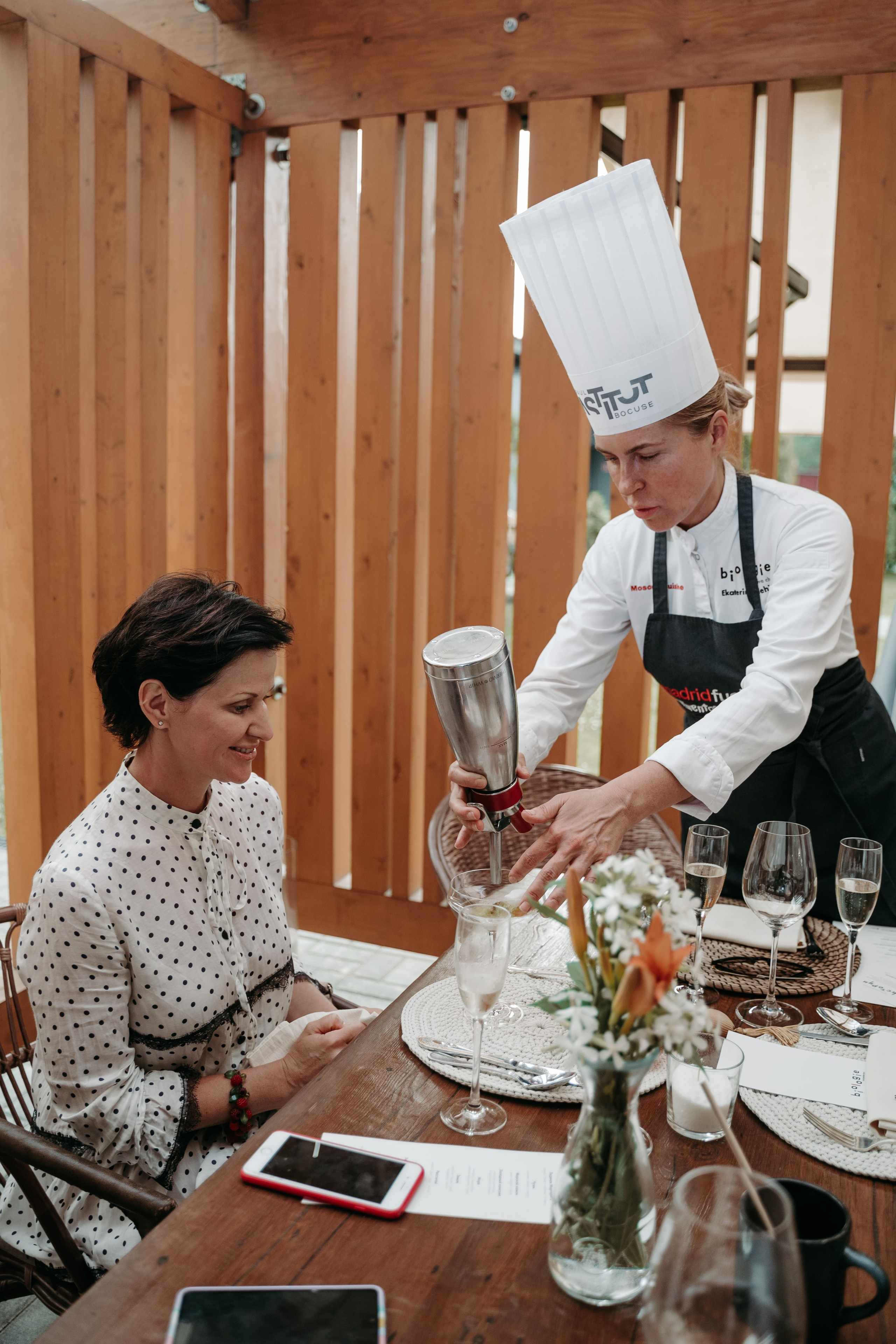 Открытый ужин с Mishlen Шеф Поварами. Репортажный и свадебный фотограф в Москве Рая Небогатова