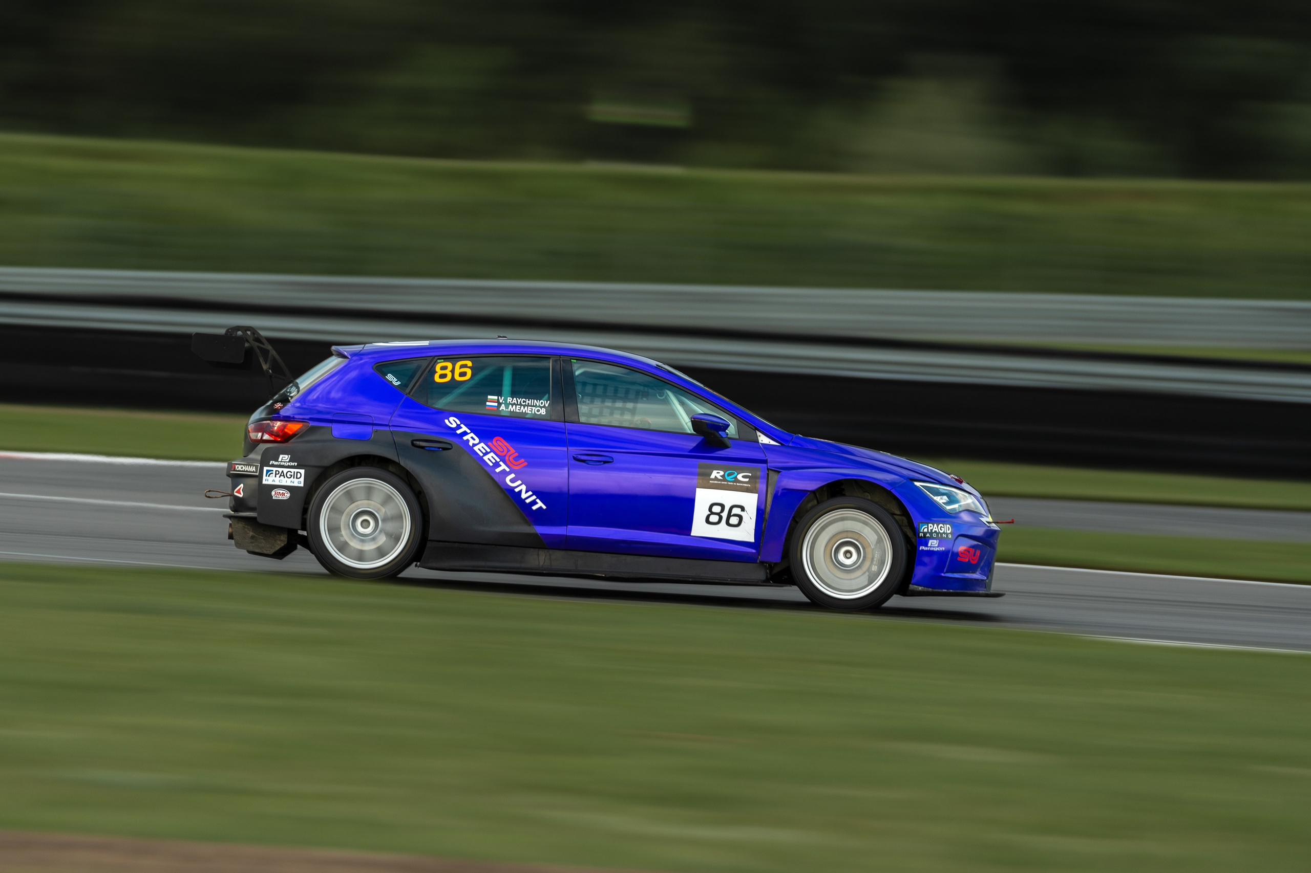 Фото четвертого этапа Российской серии гонок на выносливость. Фотограф Николай Прокофьев модельные тесты в Москве