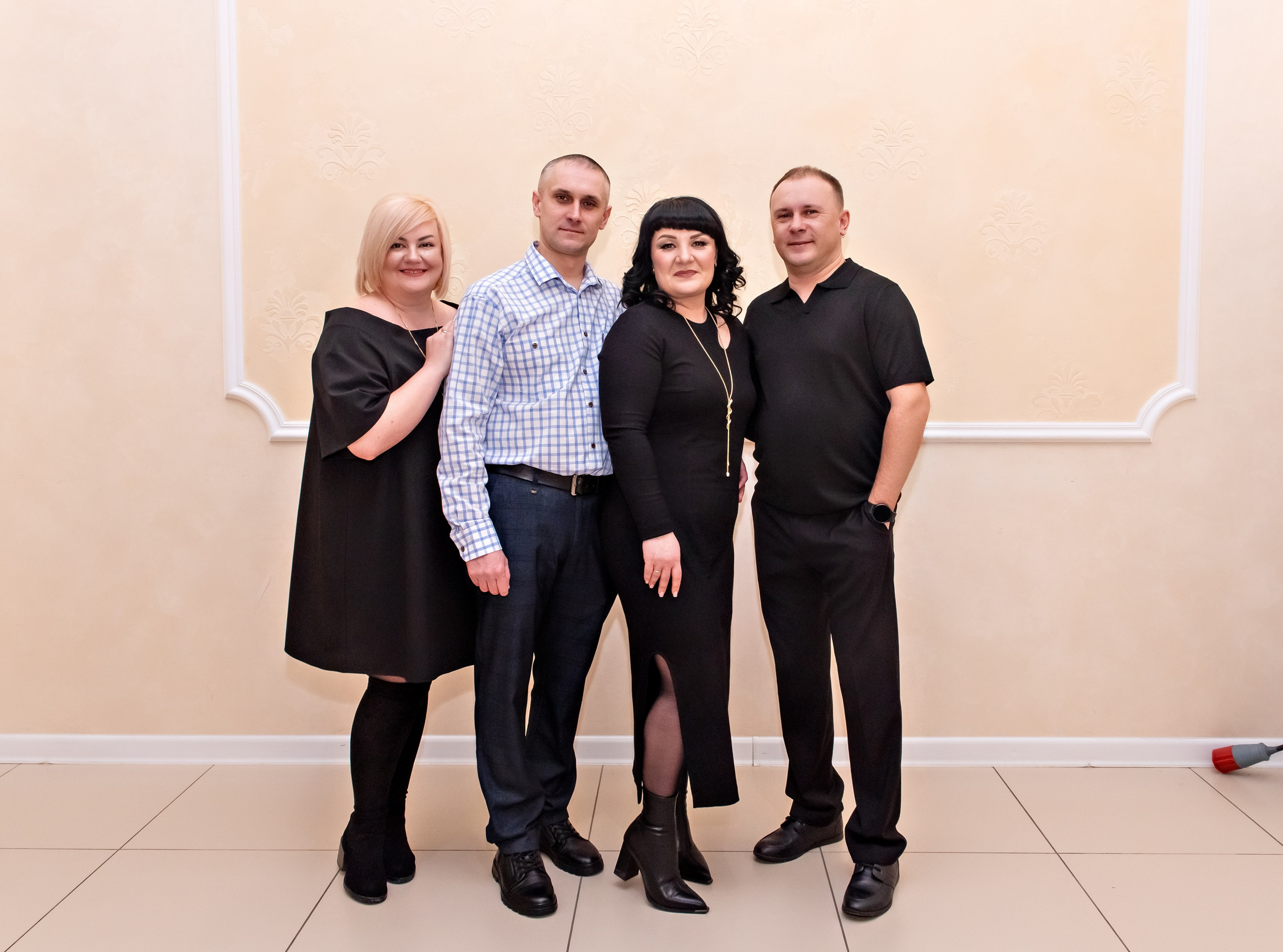 Юбилей Ирины. Ведущая — Наталья Белозерова. Банкетный зал — столовая Радио Завода. Семейный и портретный фотограф Кыштым Челябинск Марина Шигапова