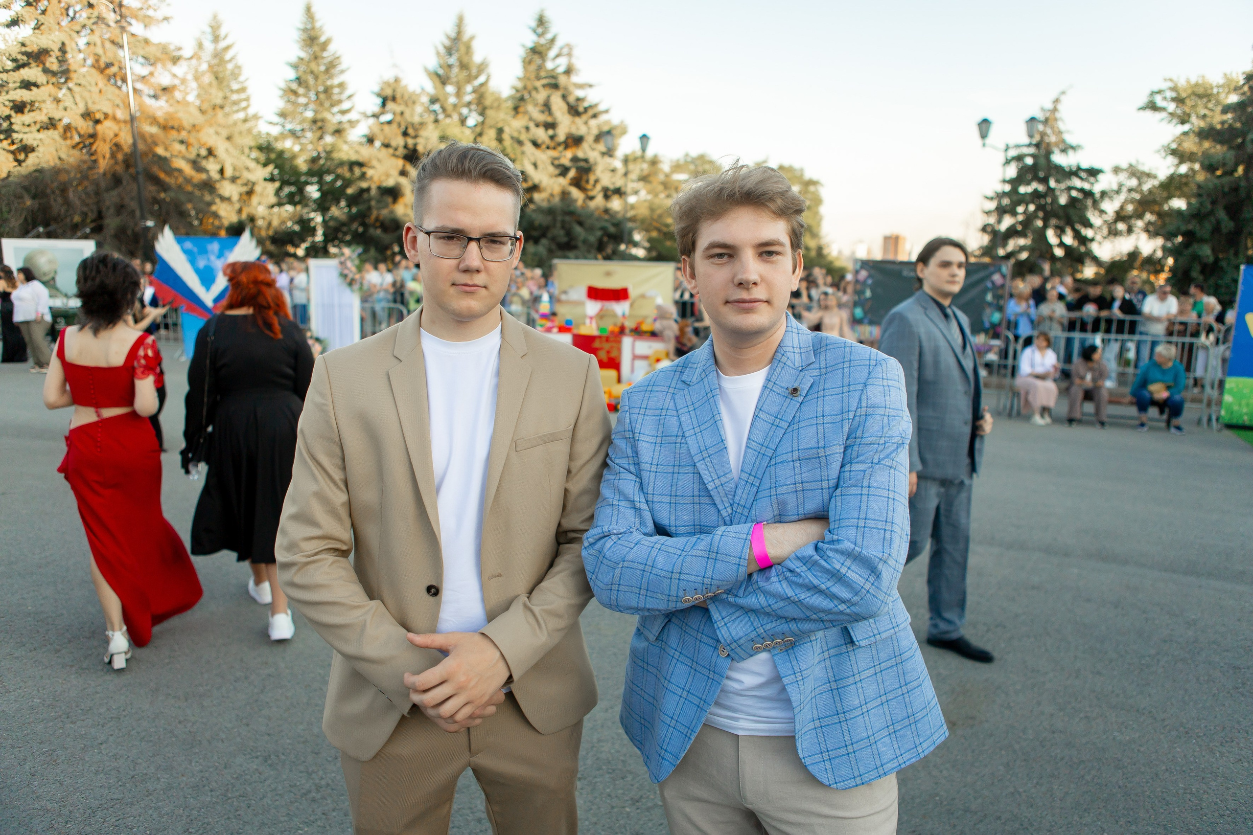 Выпускной Гимназия 12 2024 г. Свадебный и портретный Фотограф в Липецке Дмитрий Котюков