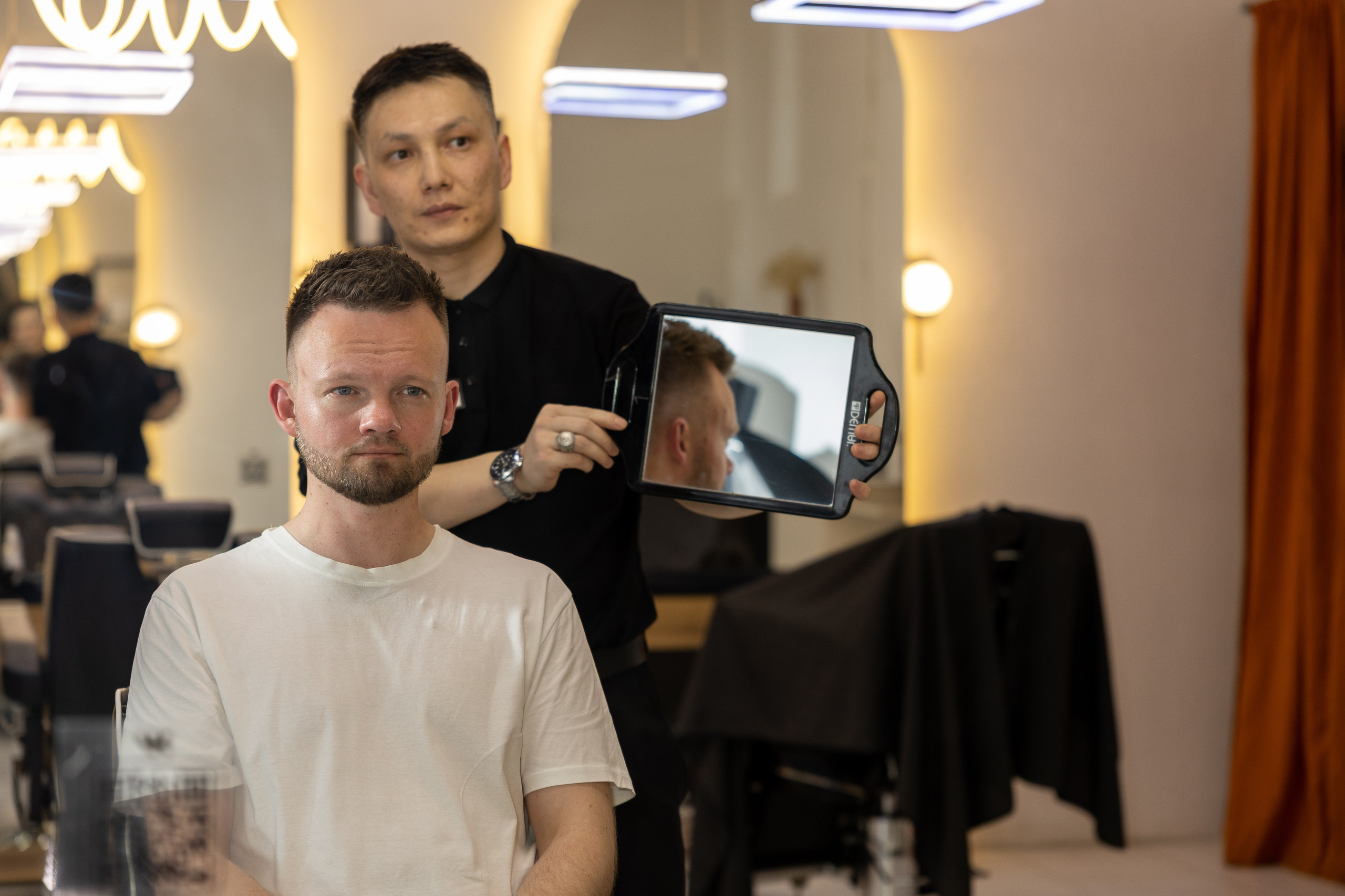 Барбершоп Jet Black 2. Репортажный фотограф Санкт-Петербург | Роман Карбышев