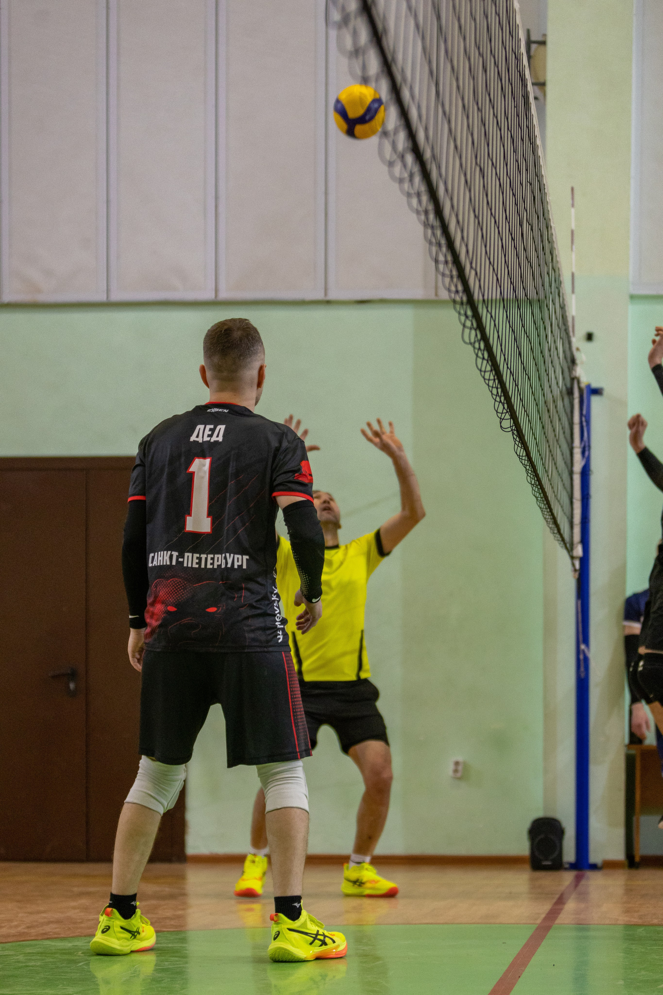 Воллейбол. Товарищеский матч. Репортажный фотограф Санкт-Петербург | Роман Карбышев