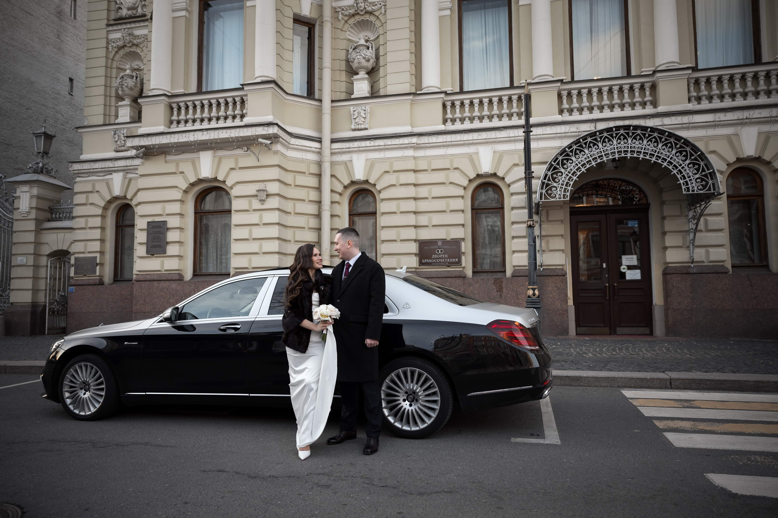 Свадебная фотосессия на Фурштатской. Свадебный фотограф Игорь Брундасов 8PHOTO на свадьбу венчание загс СПб