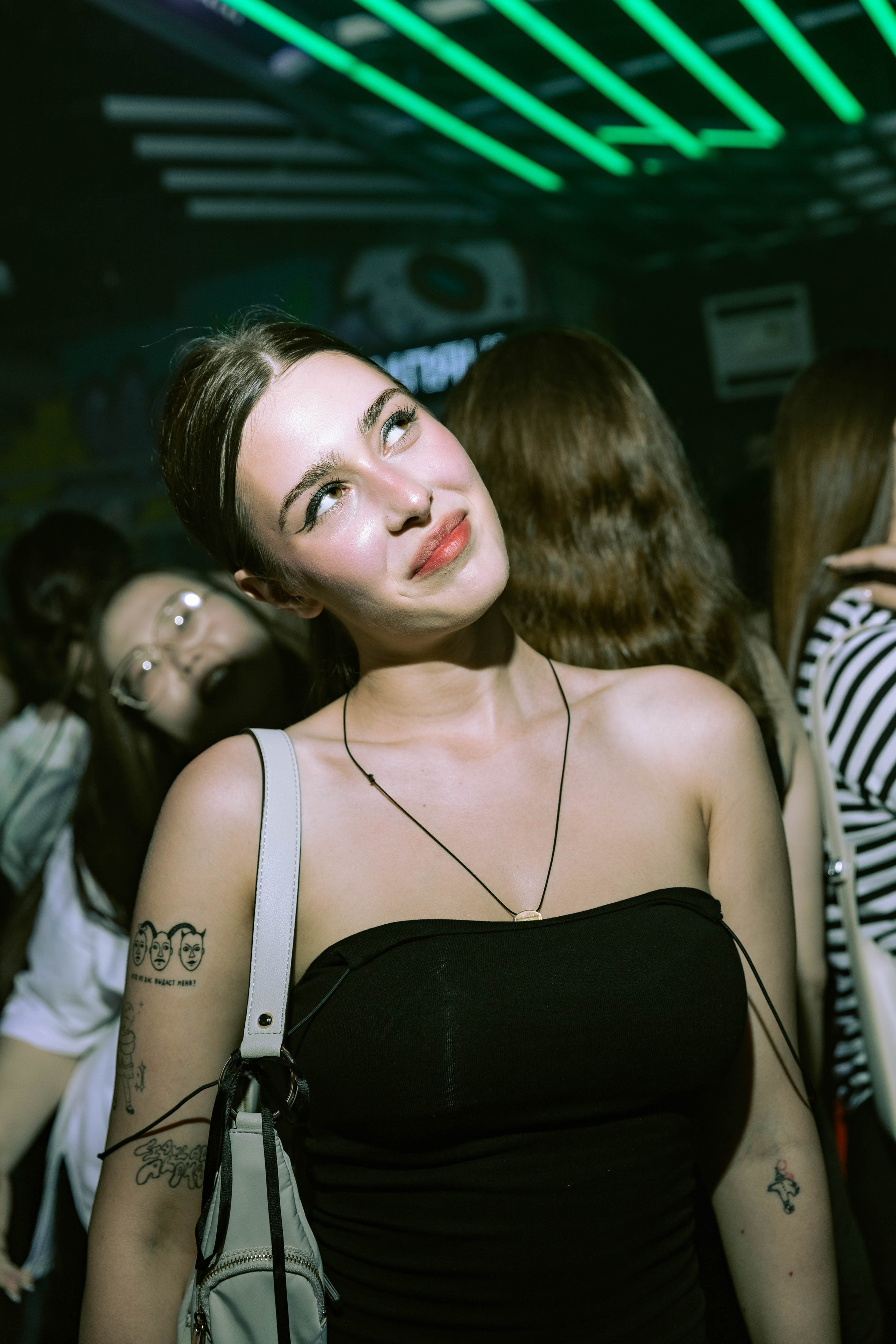 Mishka-bar 3. _Carpe diem_