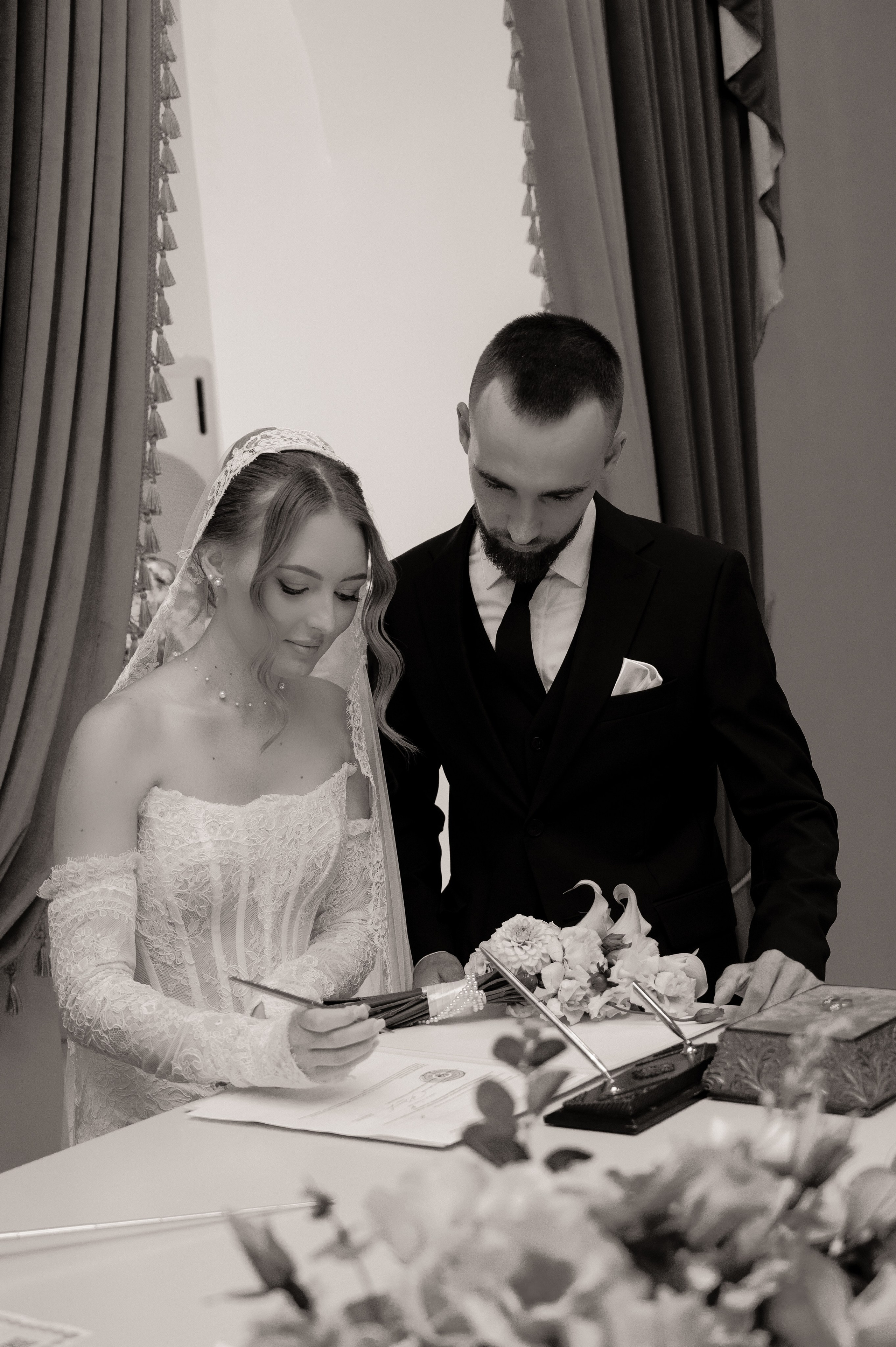 Виктор и Валерия (загс). Свадебный и семейный фотограф в Краснодаре Алина Мельник