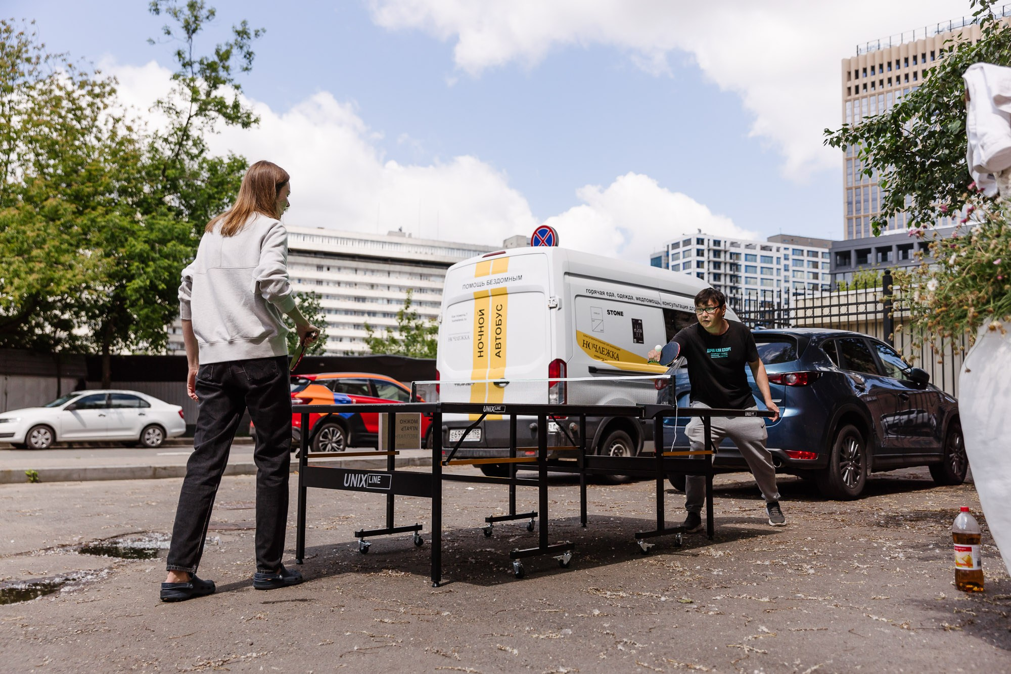 Настольный теннис в Ночлежке. Фотограф-видеограф в Москве