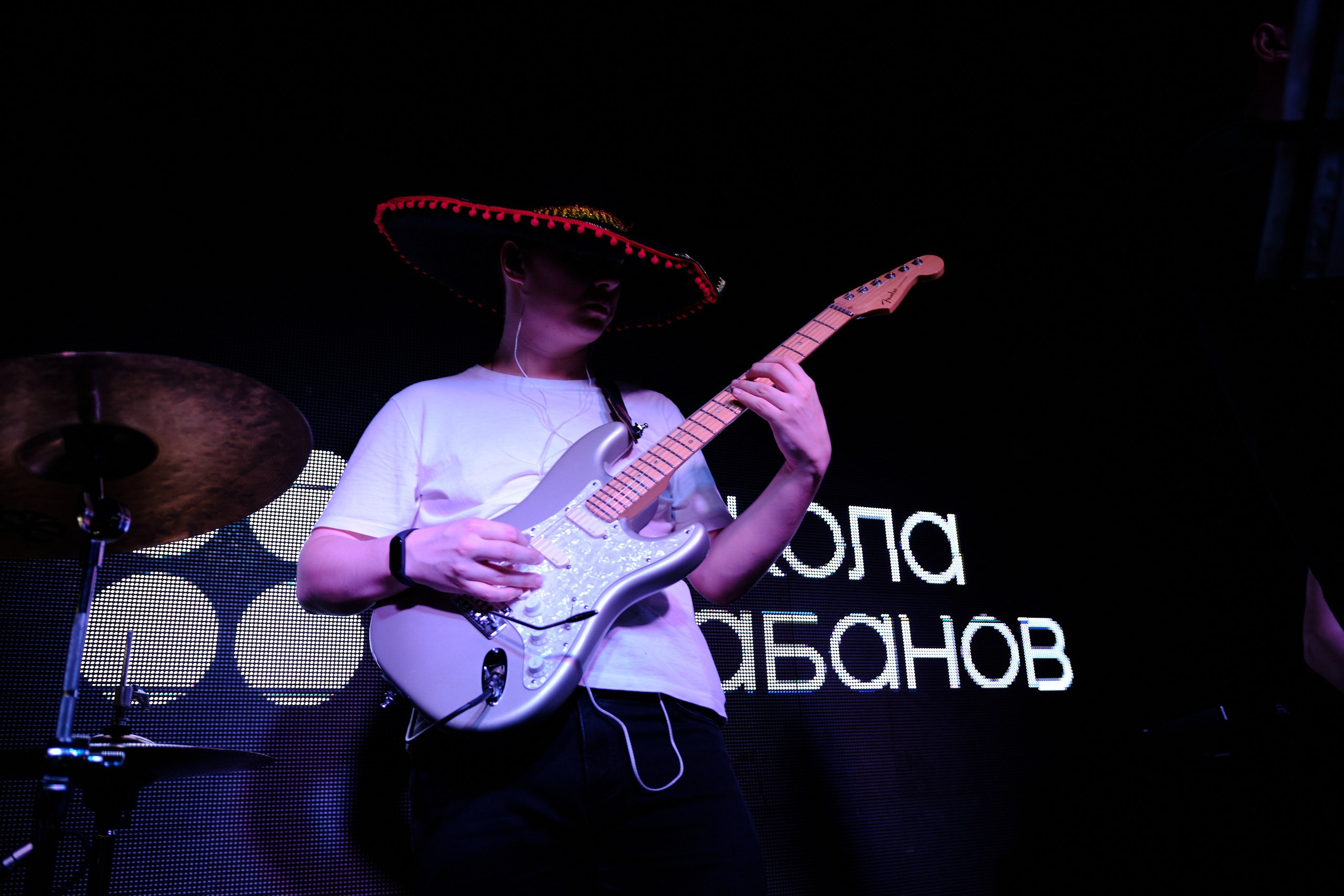 CocoBongo. Антон Ив