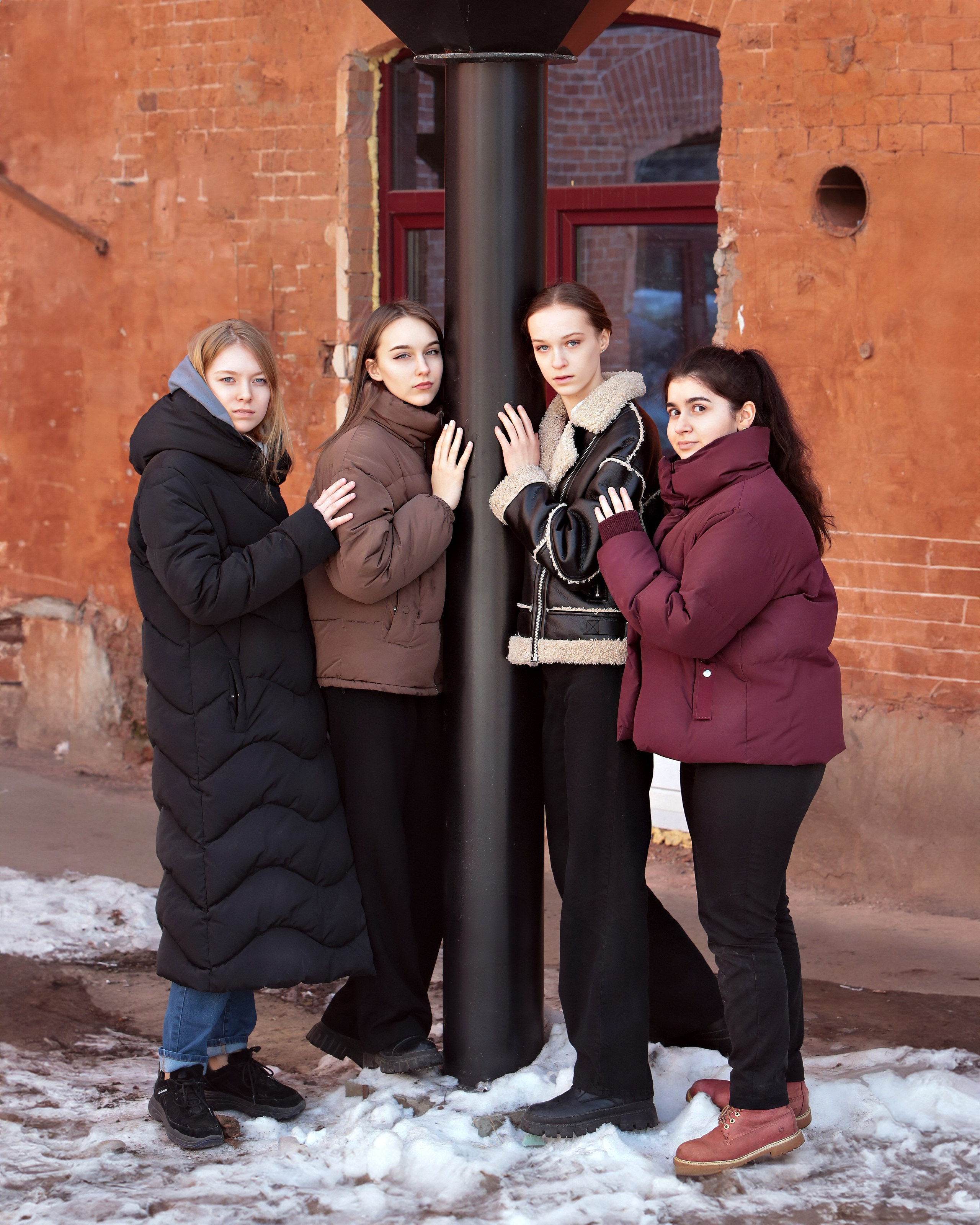 Друзья. Выпускные альбомы и школьный фотограф в Подольске, Троицке, Щербинке, Москве и Московской области