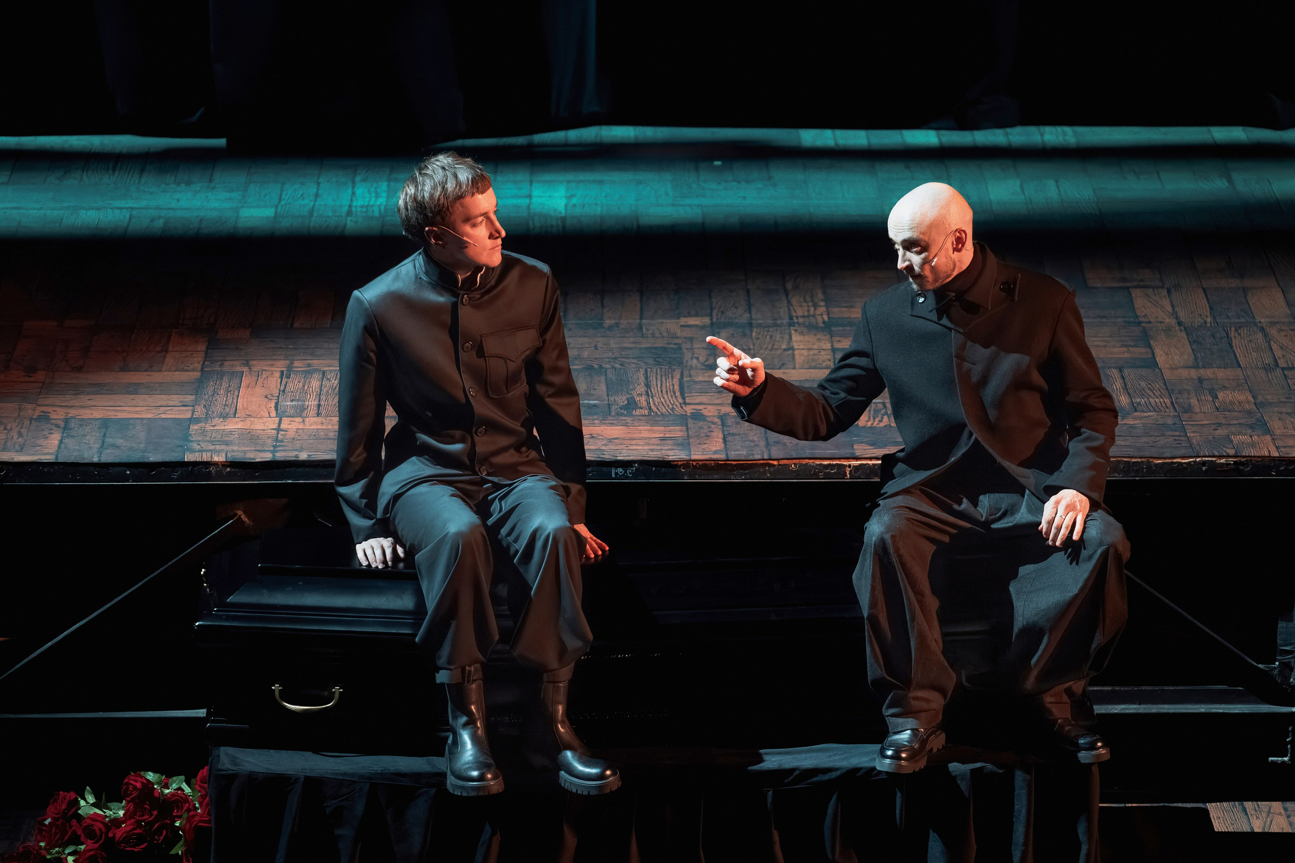 Театр на Таганке: Гамлет. Сайт фотографа Сергея Абрамова