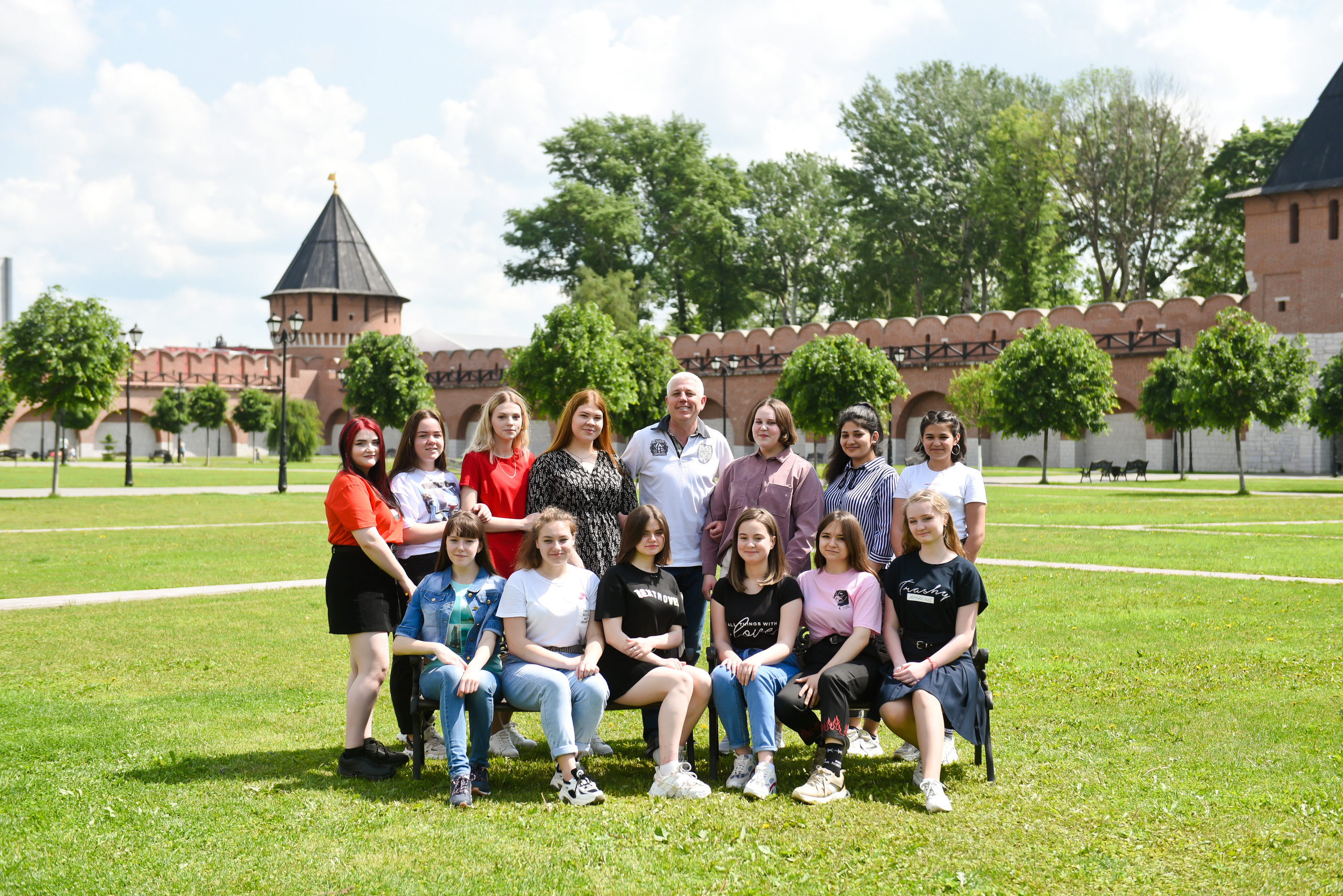 Анонс о выпускных альбомах. Выпускные альбомы в Туле, школьный фотограф Тула