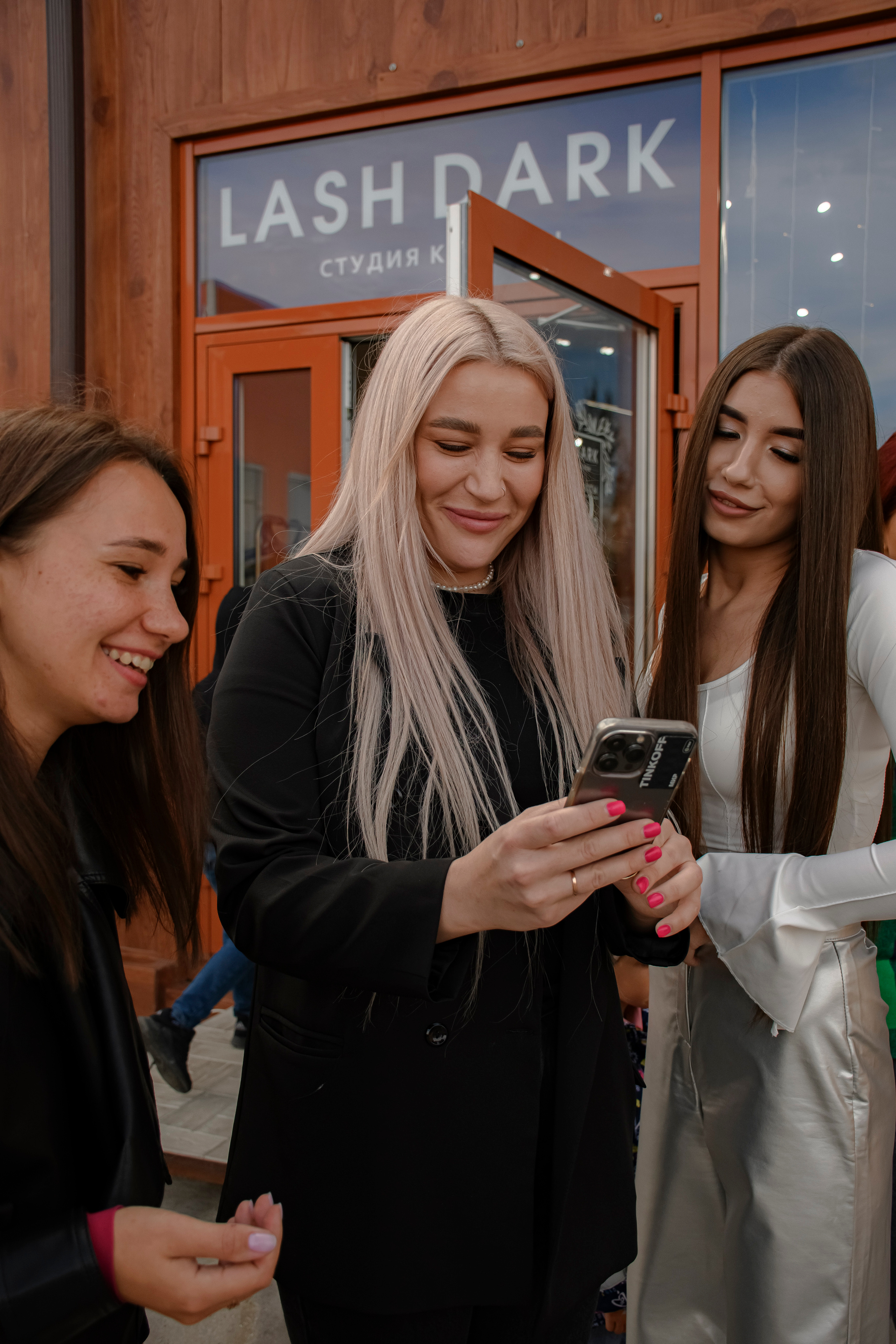 LASHDARK/ HB 3. Photokarish