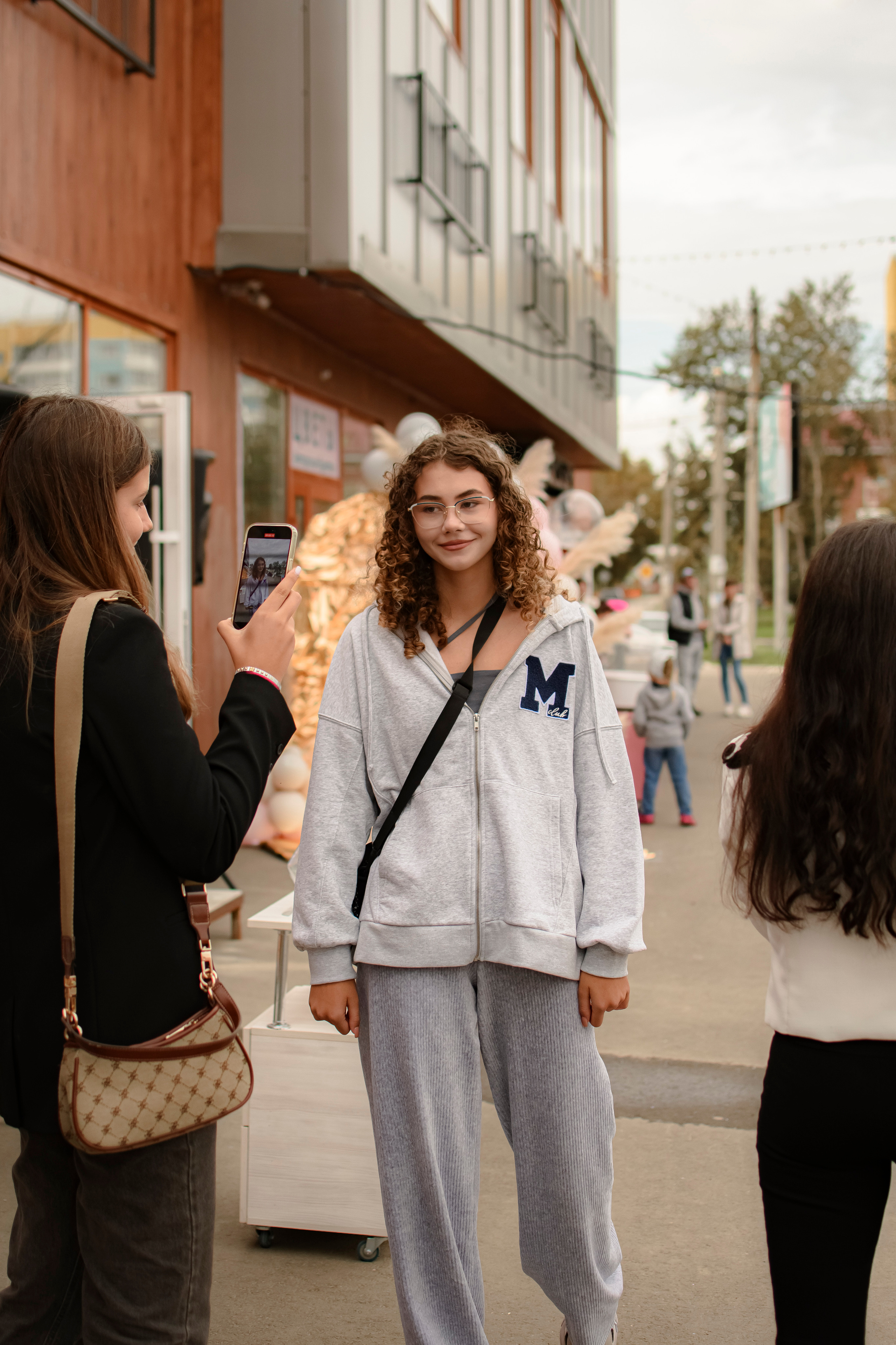 LASHDARK/ HB 3. Photokarish