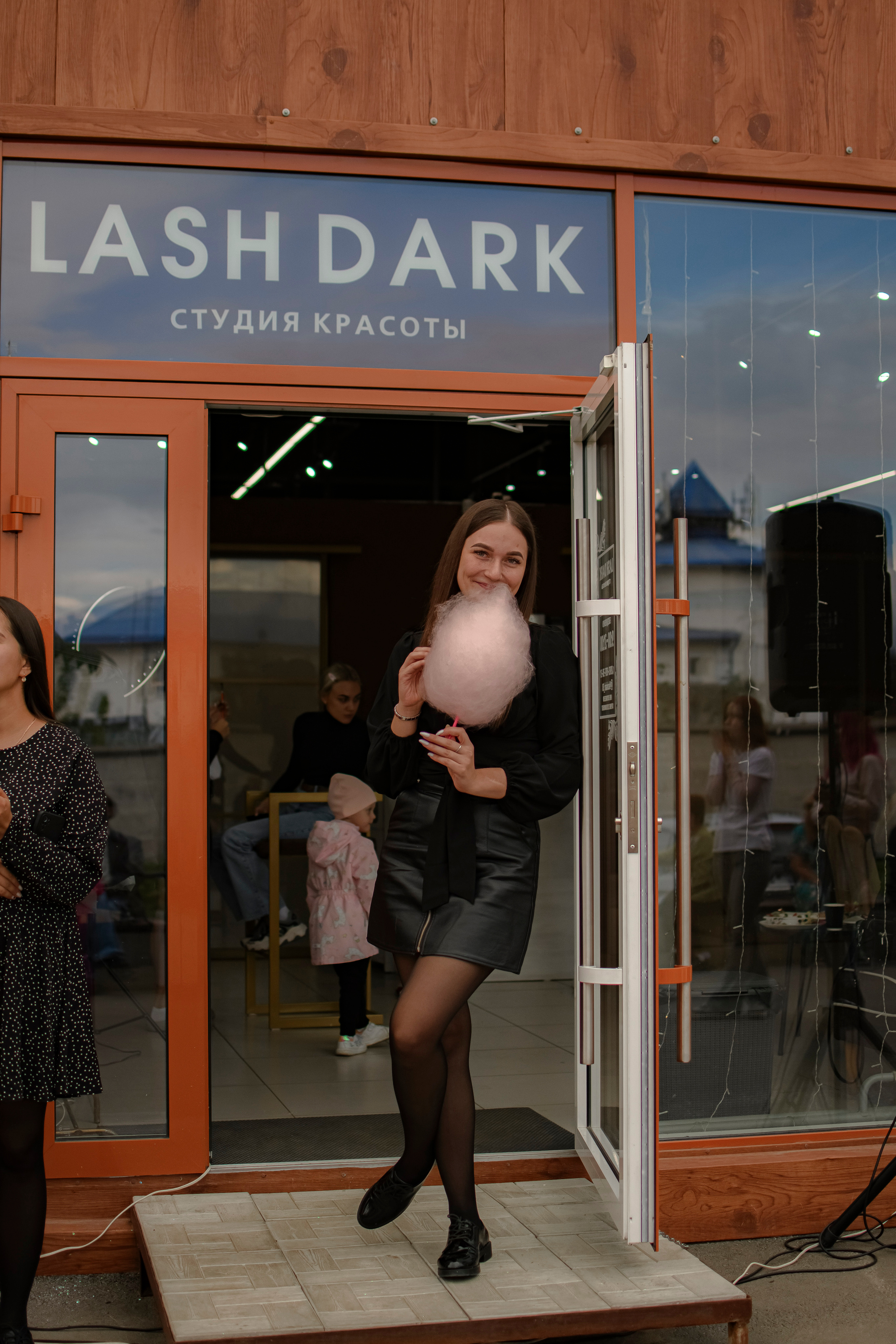 LASHDARK/ HB 3. Photokarish