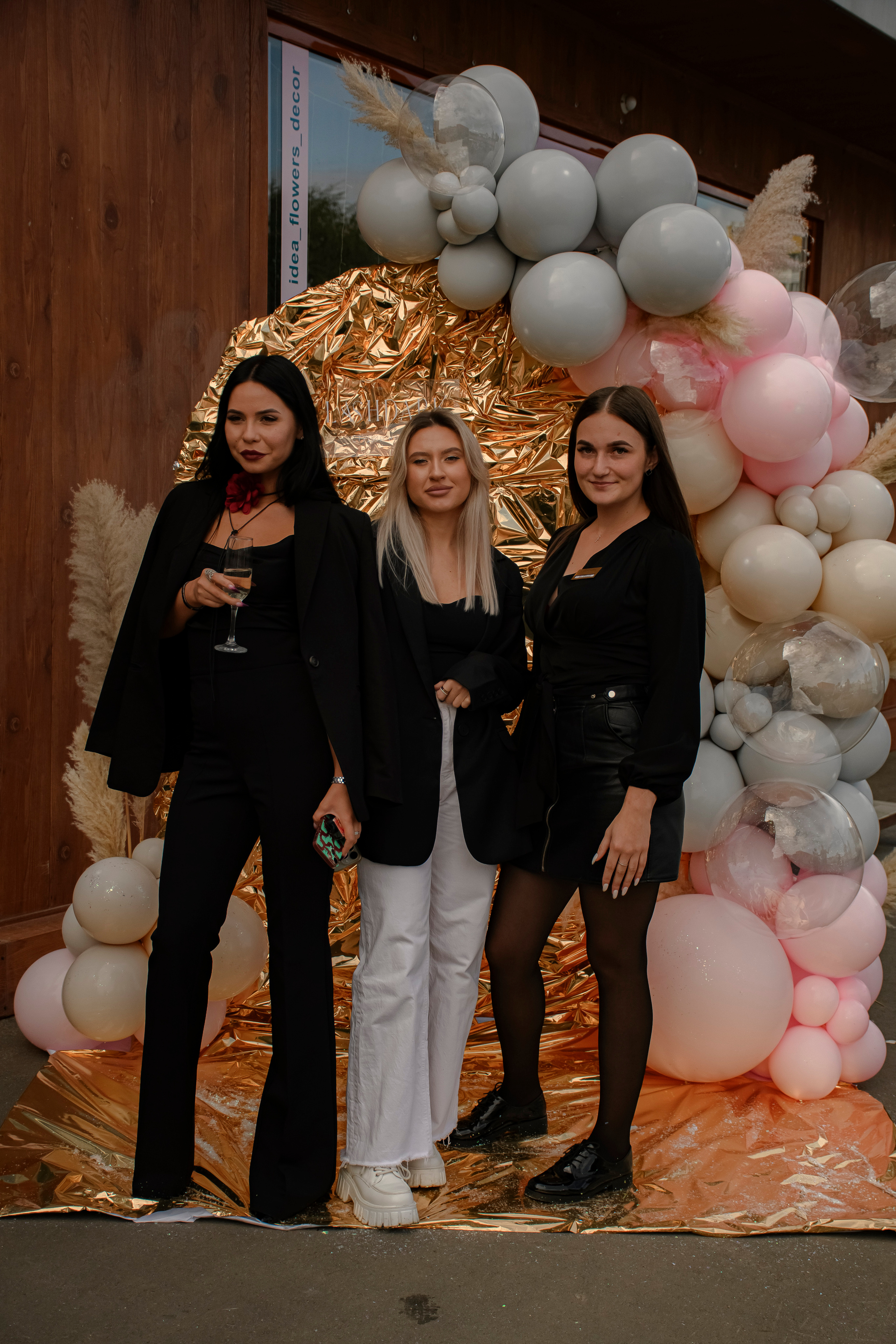 LASHDARK/ HB 3. Photokarish