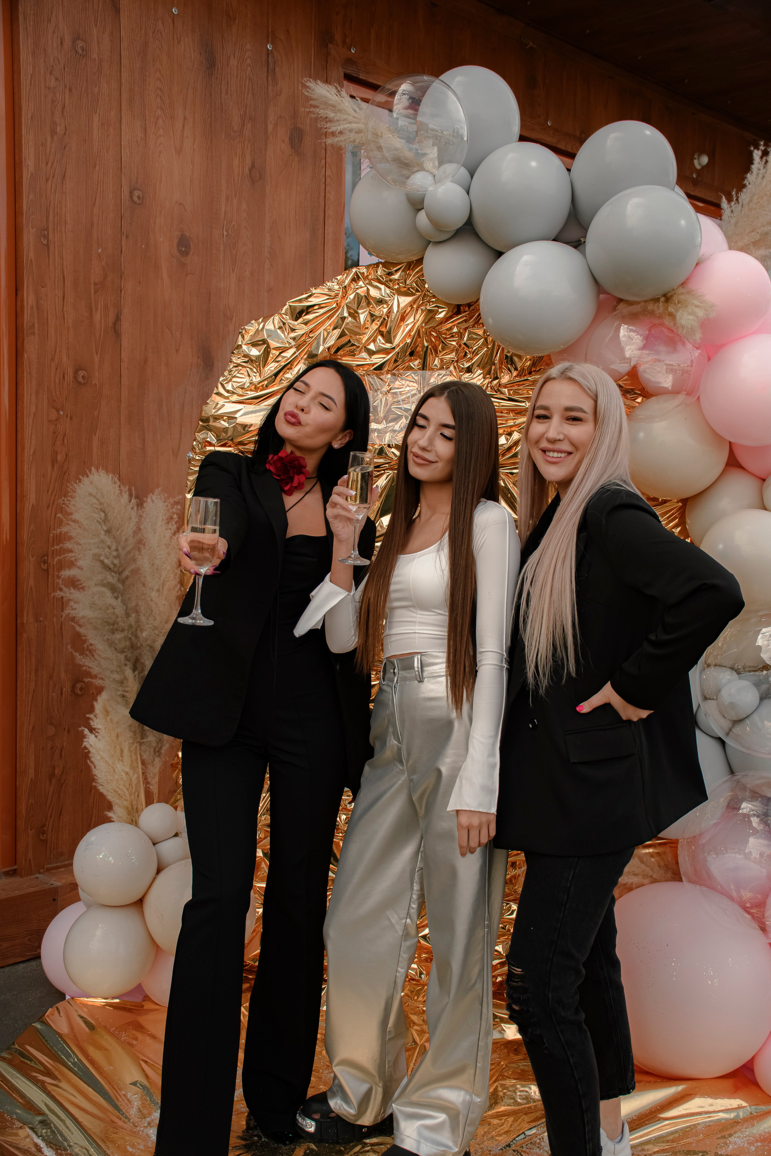 LASHDARK/ HB 3. Photokarish