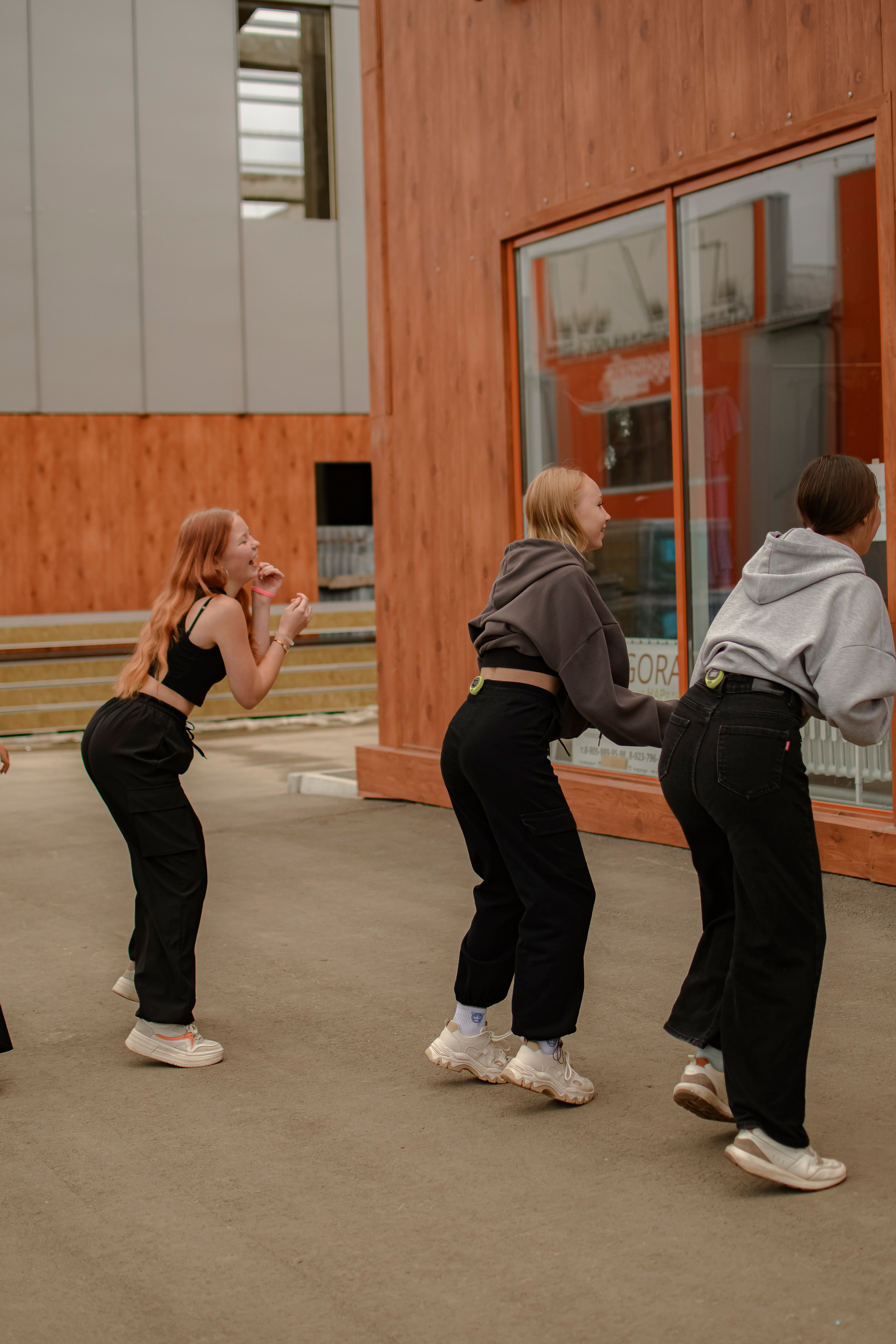 LASHDARK/ HB 3. Photokarish