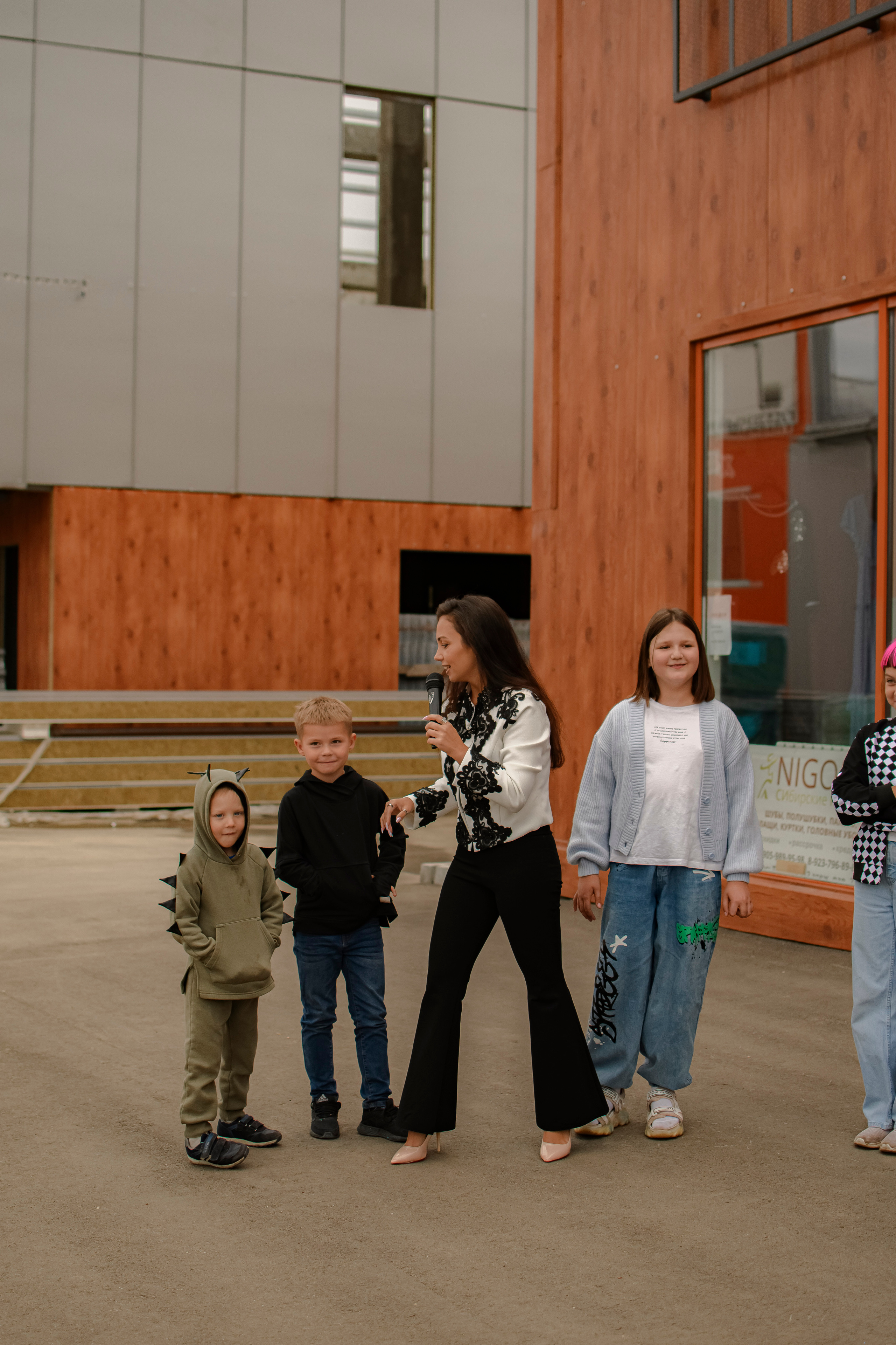 LASHDARK/ HB 3. Photokarish