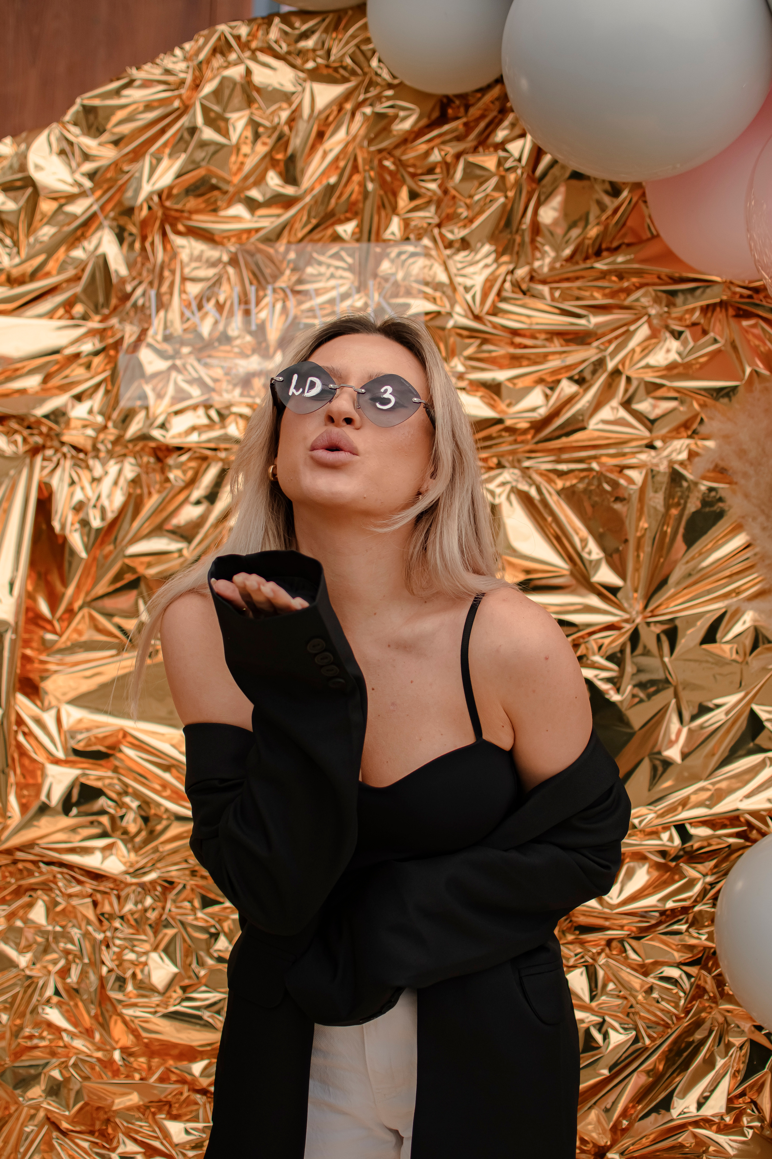 LASHDARK/ HB 3. Photokarish