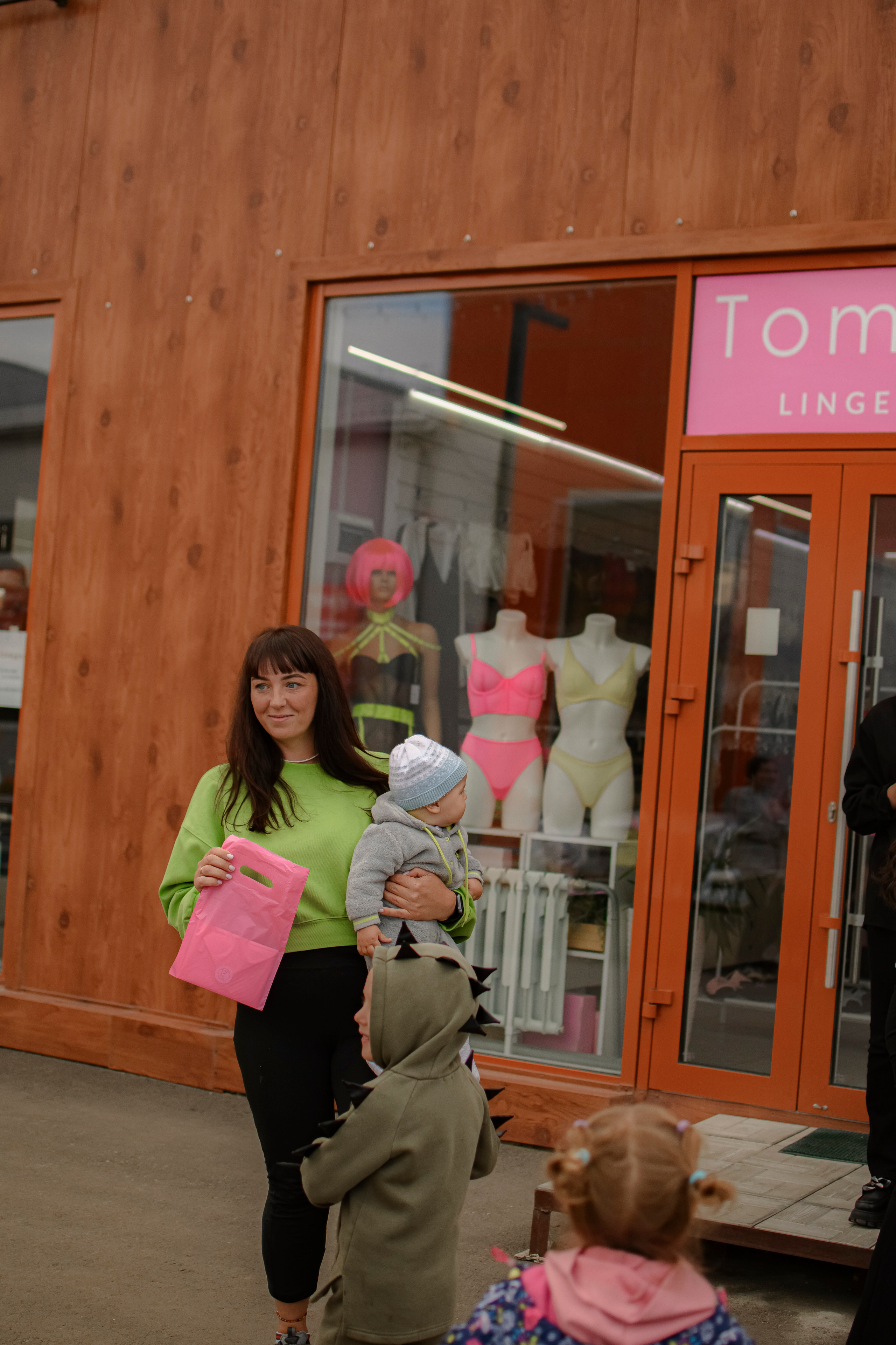 LASHDARK/ HB 3. Photokarish