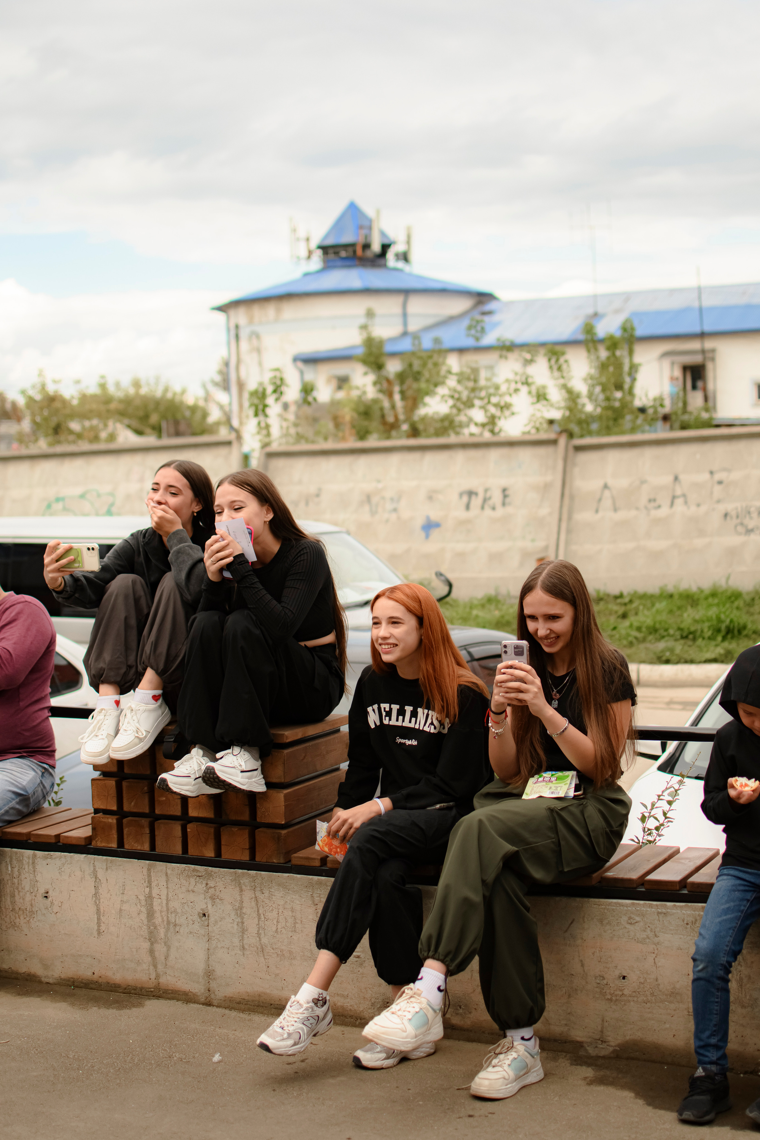 LASHDARK/ HB 3. Photokarish