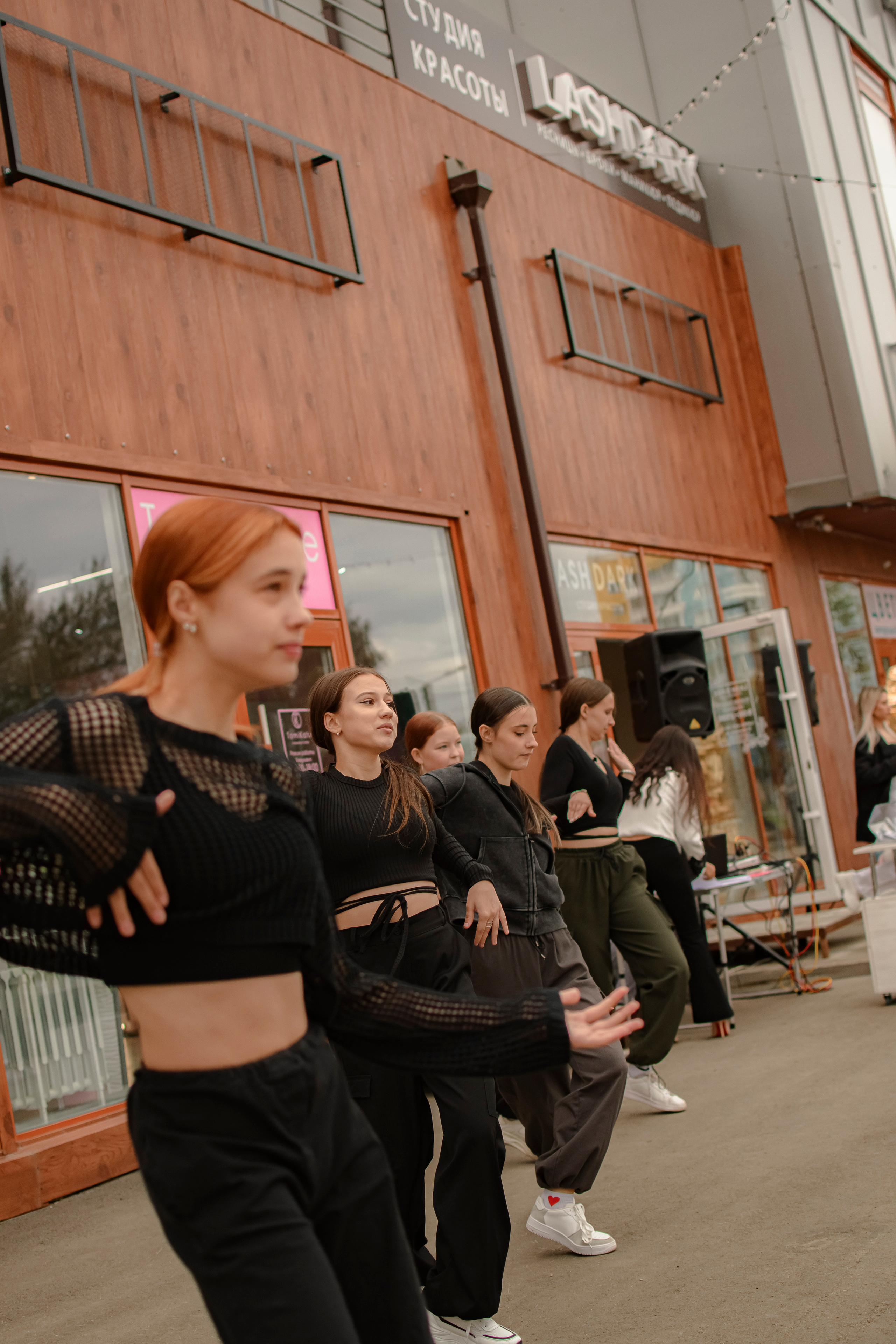 LASHDARK/ HB 3. Photokarish