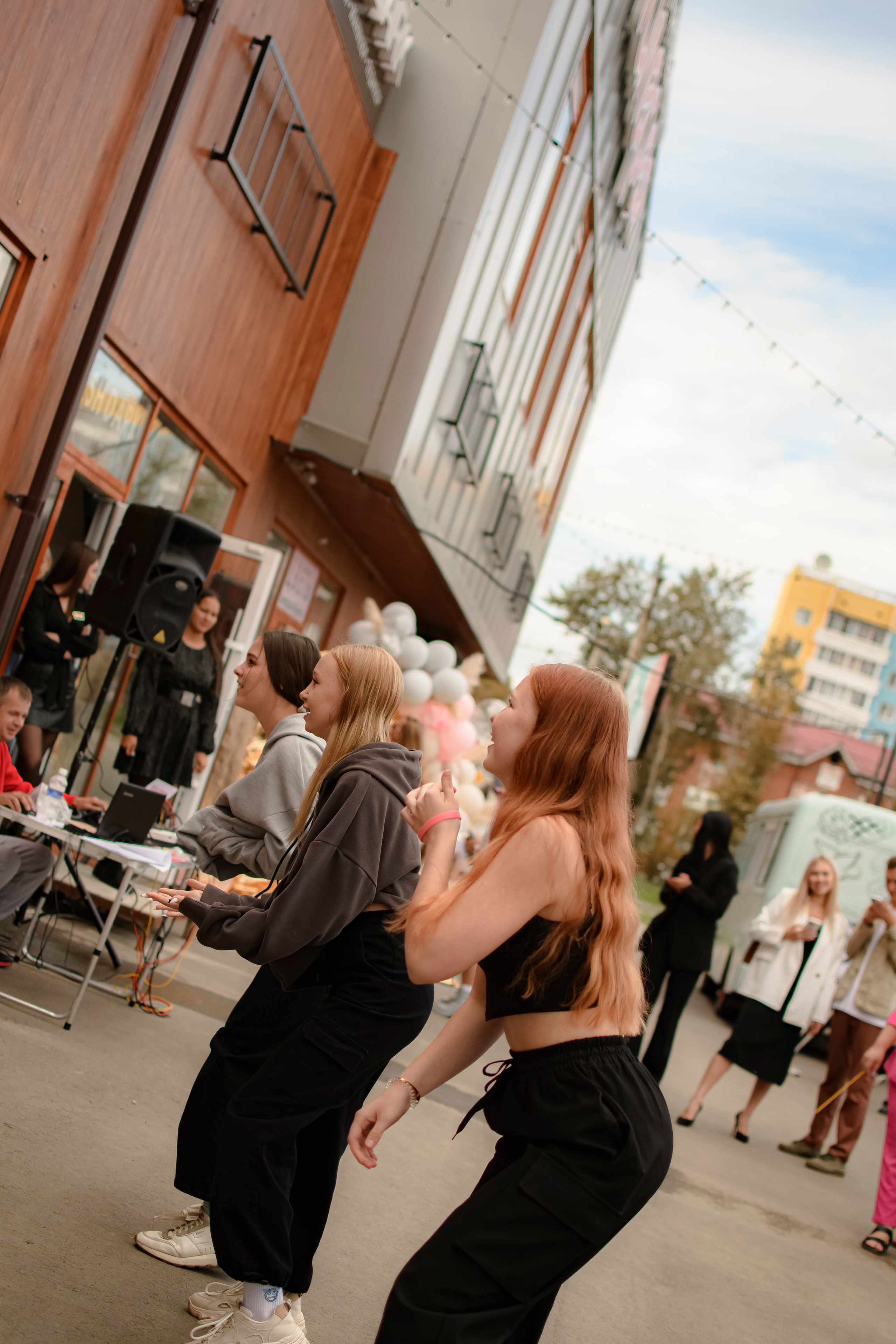 LASHDARK/ HB 3. Photokarish