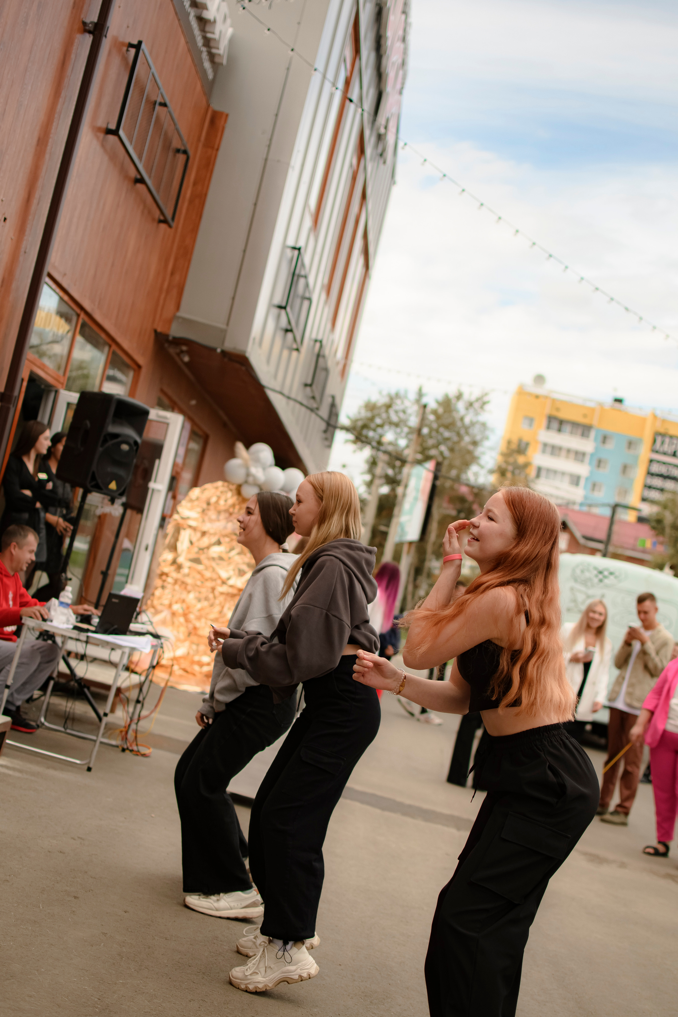 LASHDARK/ HB 3. Photokarish