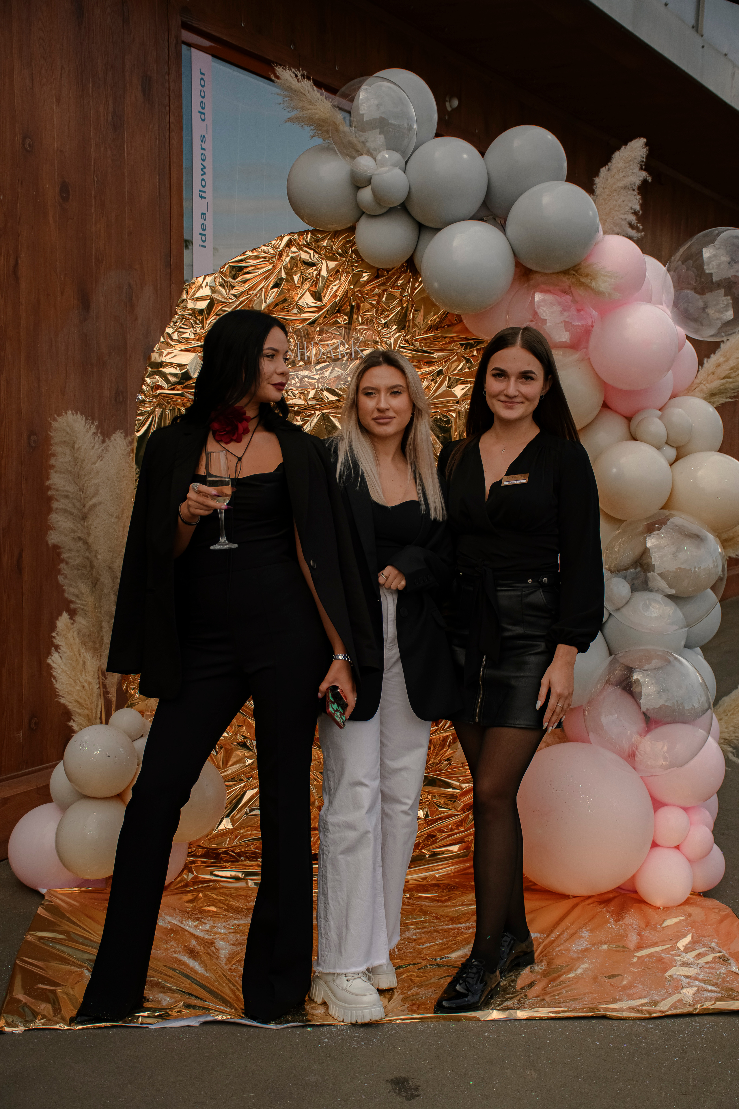 LASHDARK/ HB 3. Photokarish