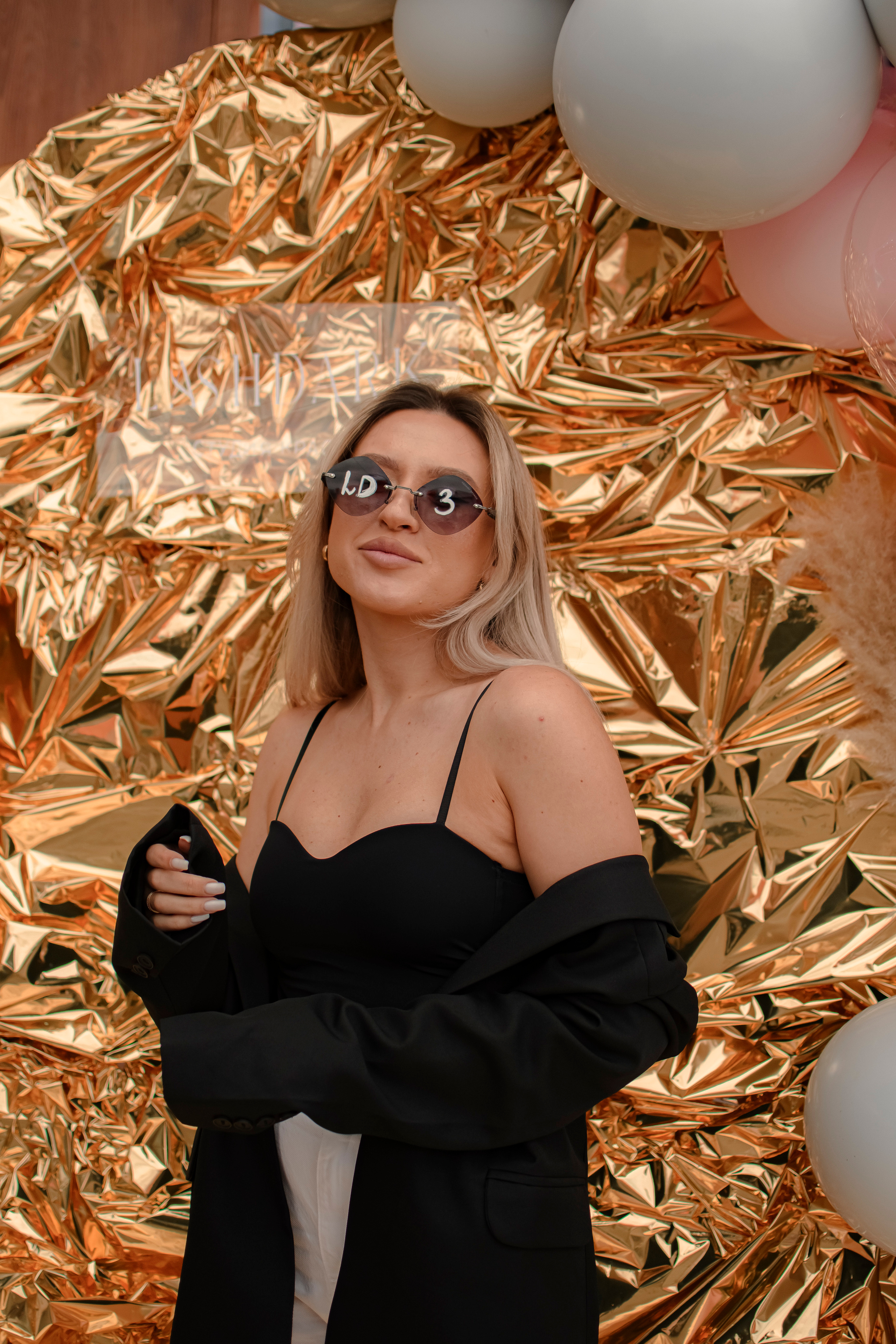 LASHDARK/ HB 3. Photokarish