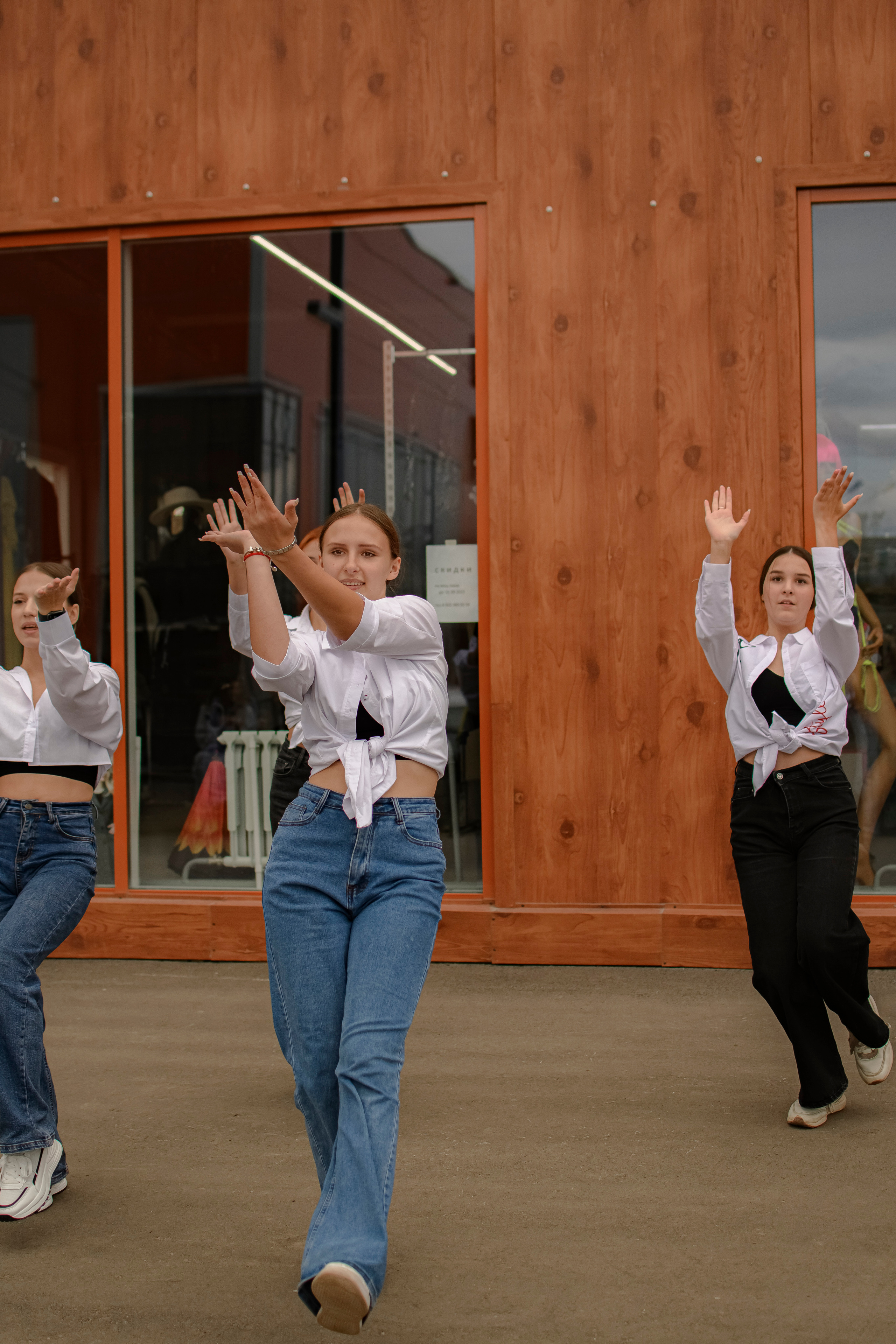 LASHDARK/ HB 3. Photokarish