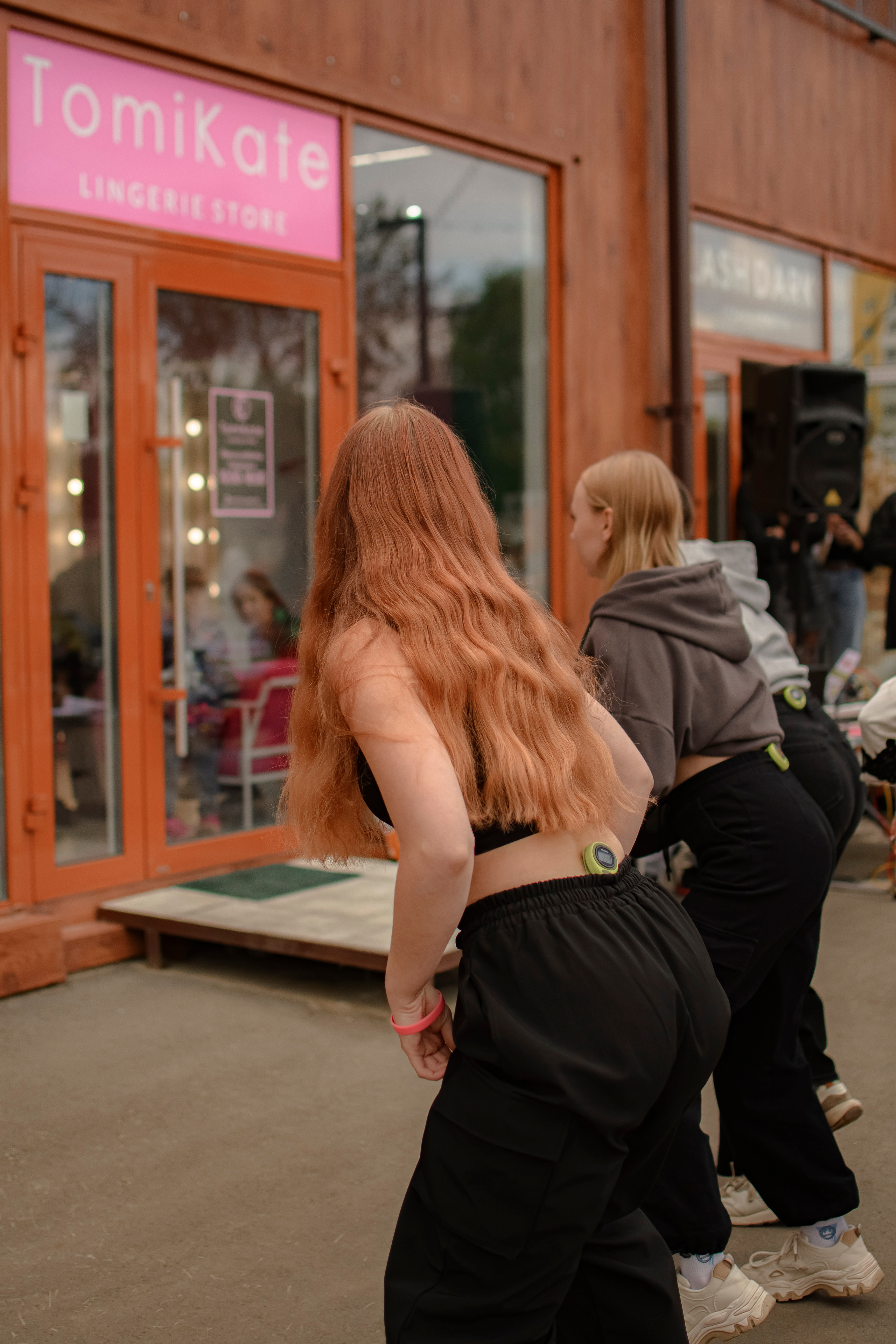 LASHDARK/ HB 3. Photokarish