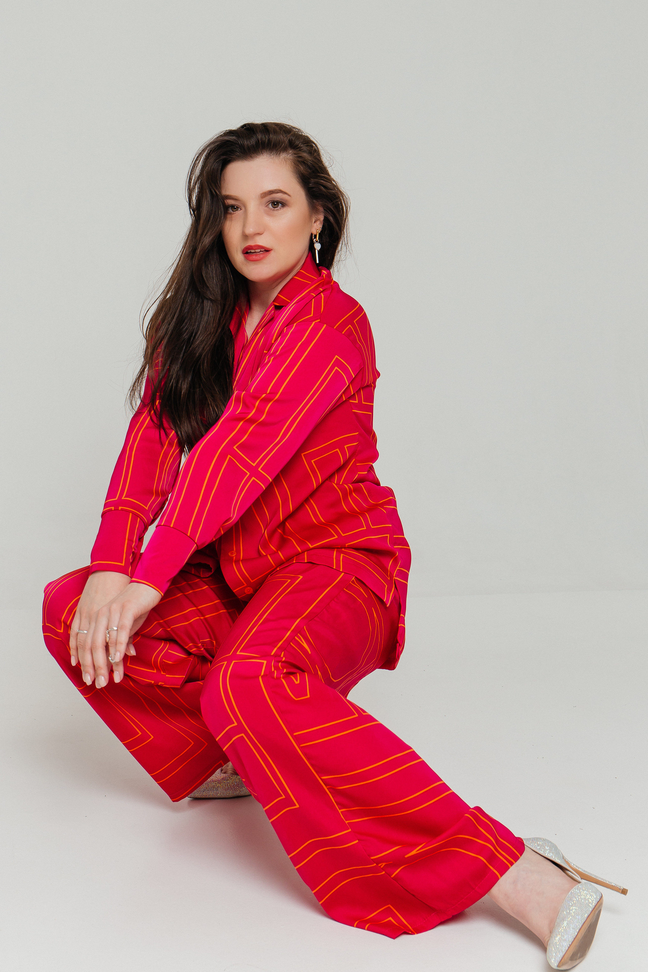 Циклорама. Для тех, кто не ждёт удачи, а создаёт её. Каждая фотосессия — это твой момент, твой стиль, твой успех. 📸