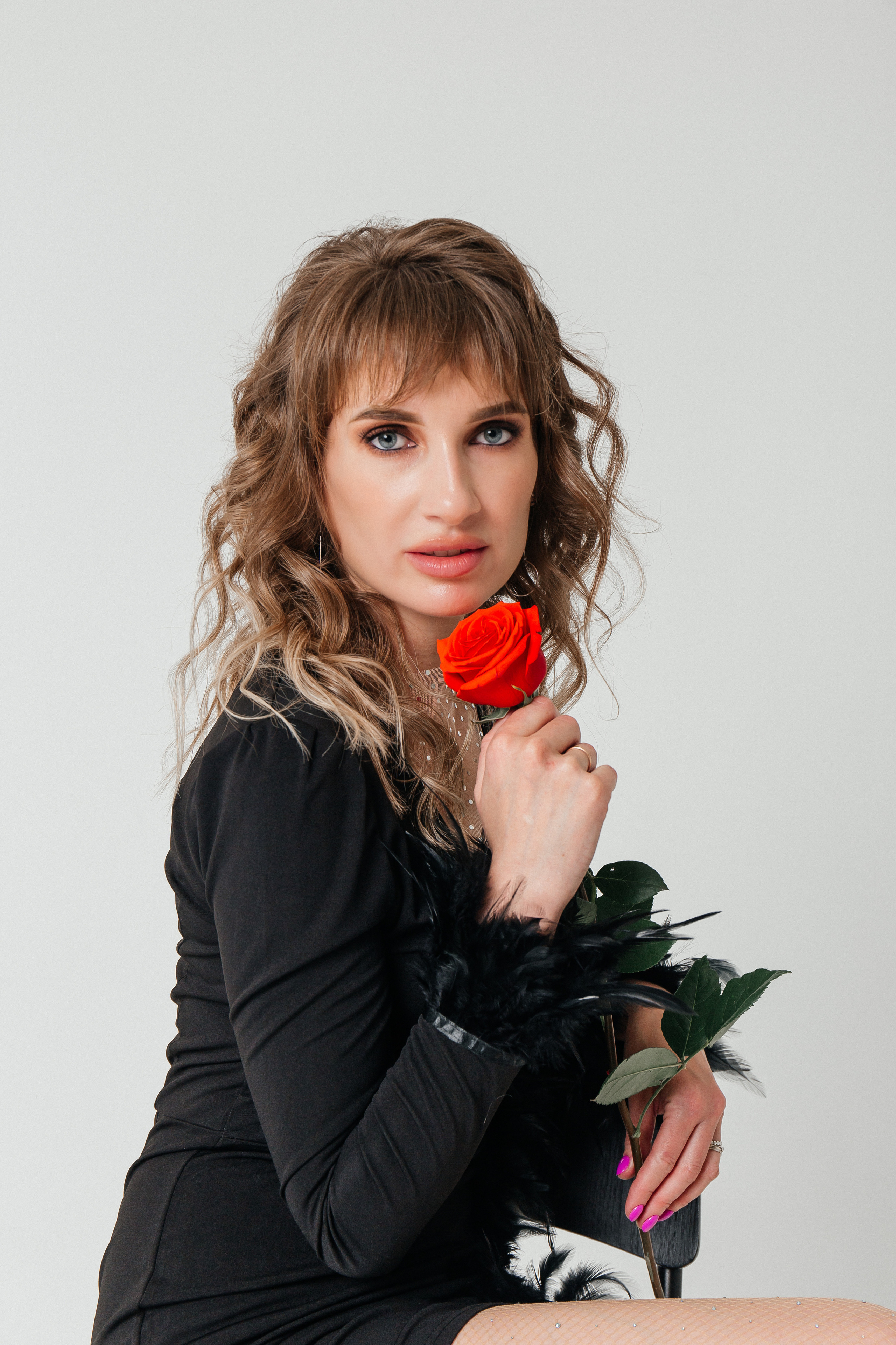 Циклорама. Для тех, кто не ждёт удачи, а создаёт её. Каждая фотосессия — это твой момент, твой стиль, твой успех. 📸