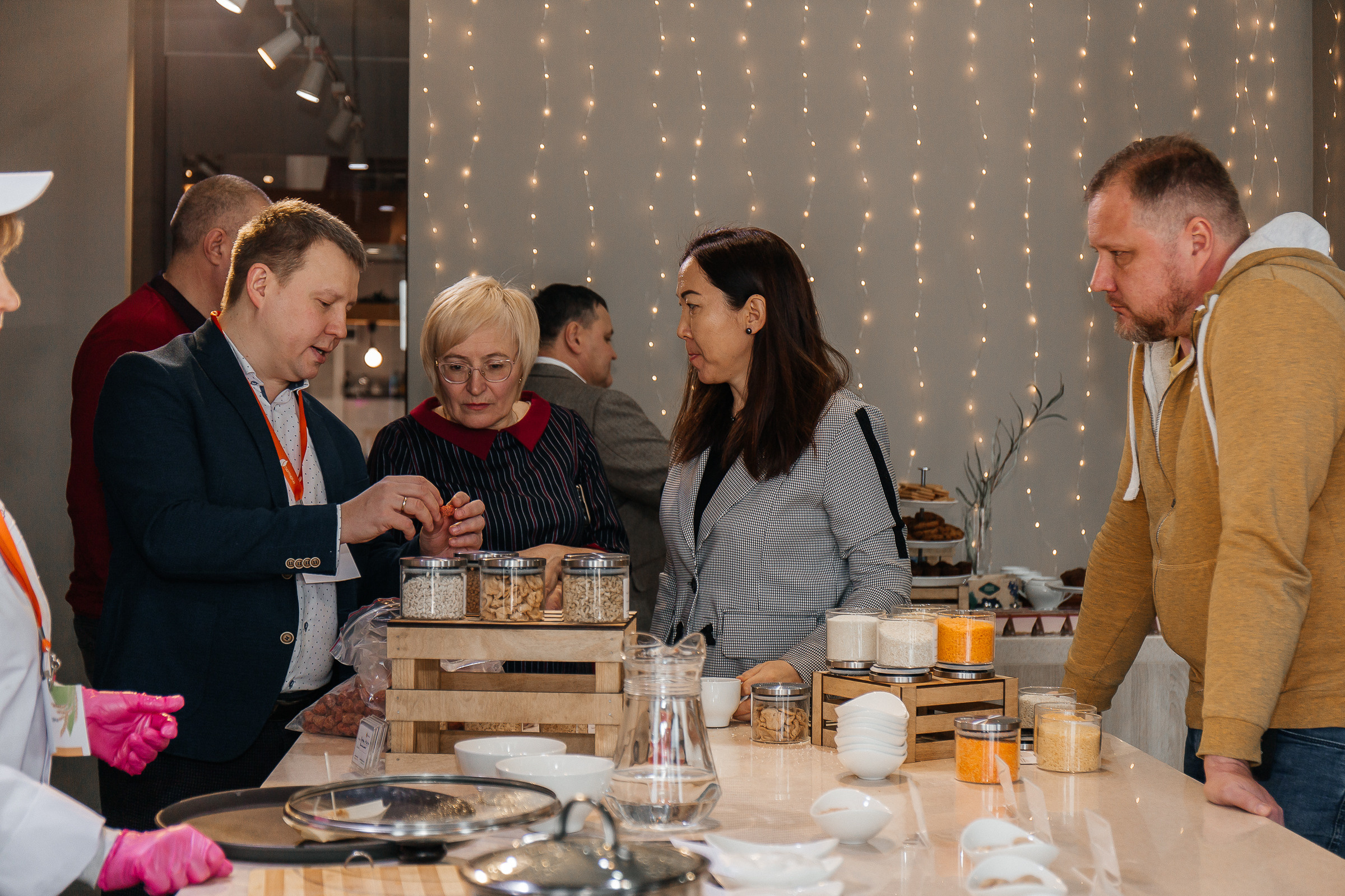 Аннетти. Для тех, кто не ждёт удачи, а создаёт её. Каждая фотосессия — это твой момент, твой стиль, твой успех. 📸