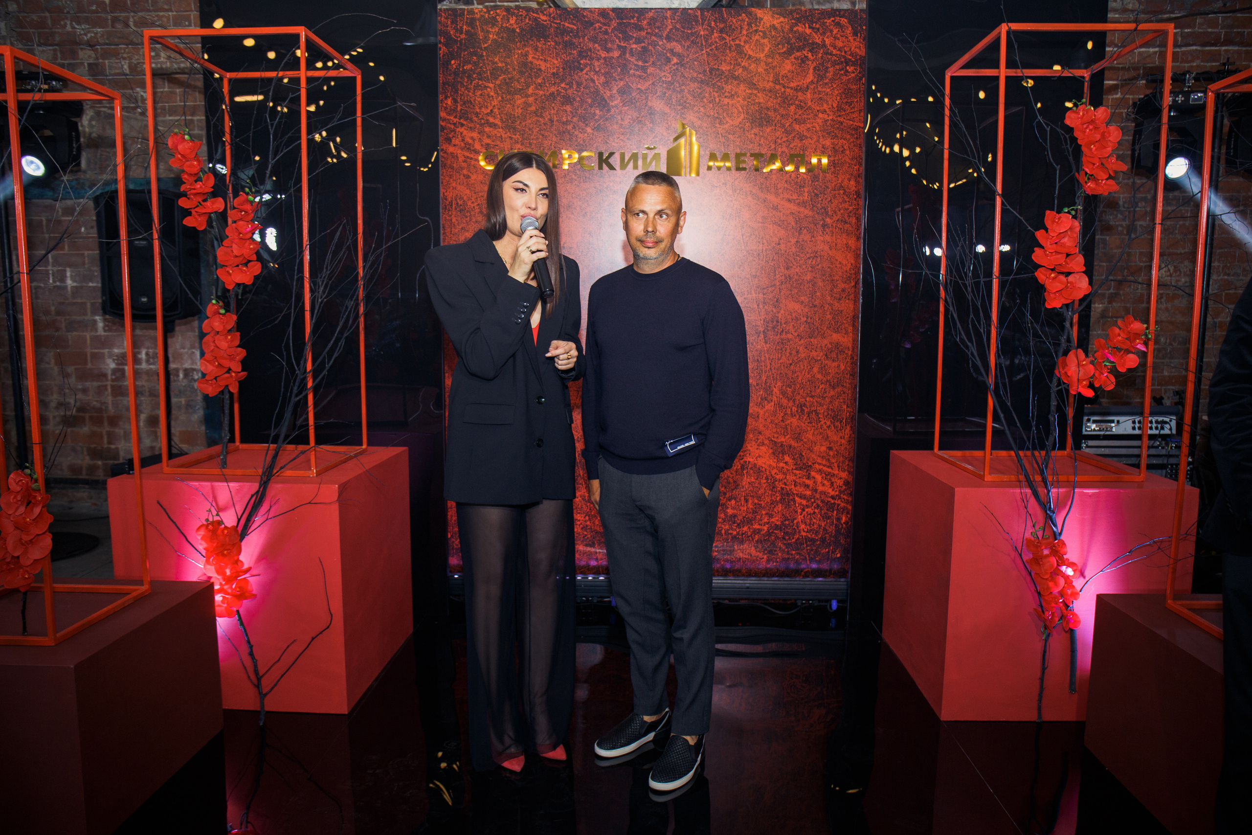 Сибирский металл. Для тех, кто не ждёт удачи, а создаёт её. Каждая фотосессия — это твой момент, твой стиль, твой успех. 📸