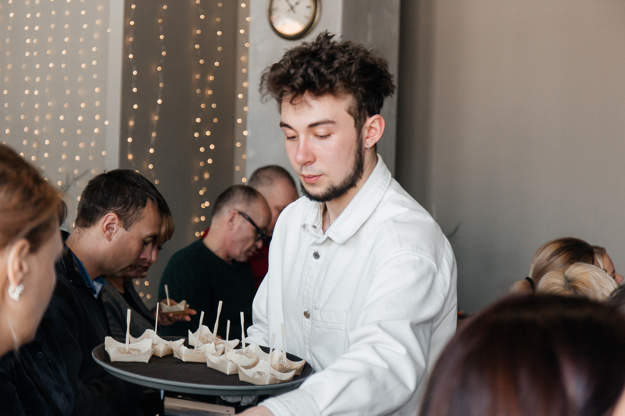 Аннетти. Для тех, кто не ждёт удачи, а создаёт её. Каждая фотосессия — это твой момент, твой стиль, твой успех. 📸