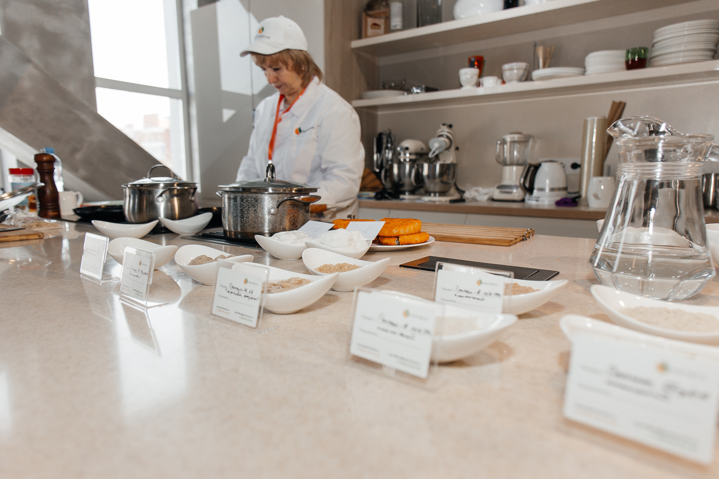 Аннетти. Для тех, кто не ждёт удачи, а создаёт её. Каждая фотосессия — это твой момент, твой стиль, твой успех. 📸