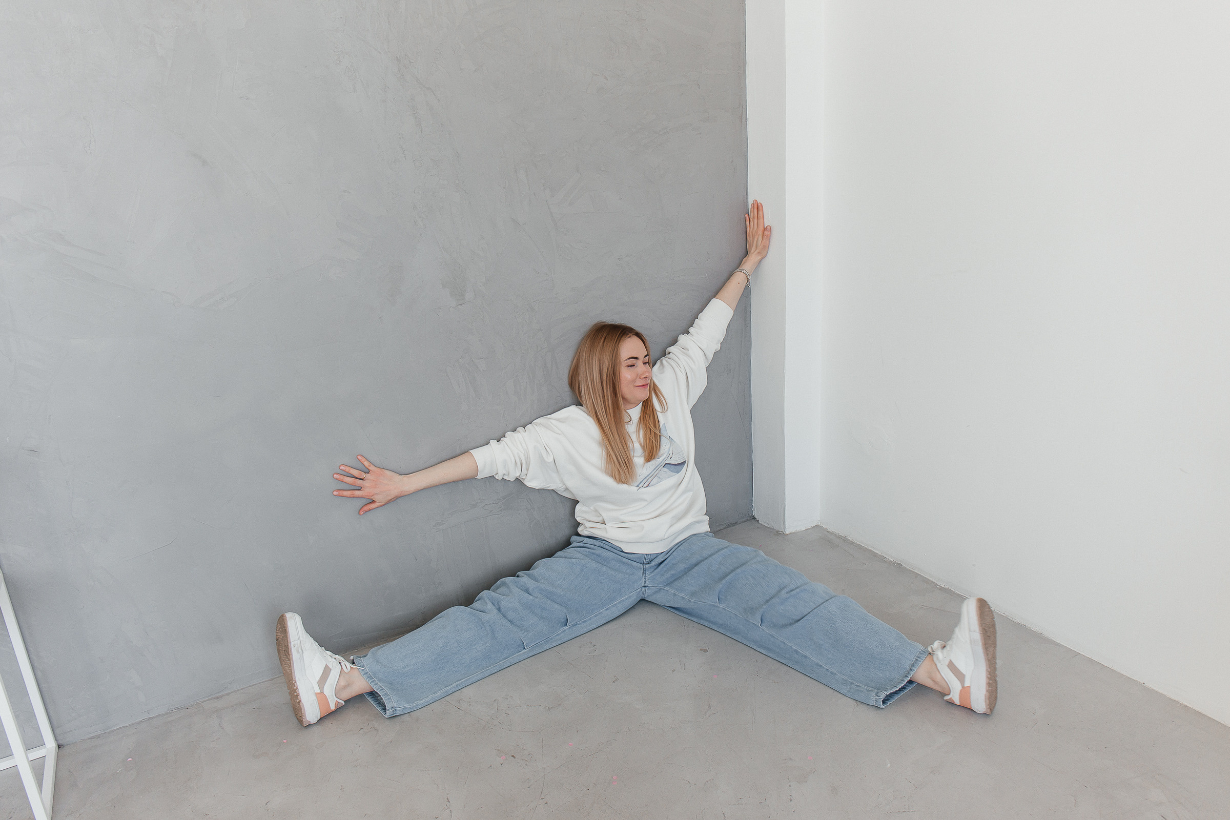 Алёна. Для тех, кто не ждёт удачи, а создаёт её. Каждая фотосессия — это твой момент, твой стиль, твой успех. 📸